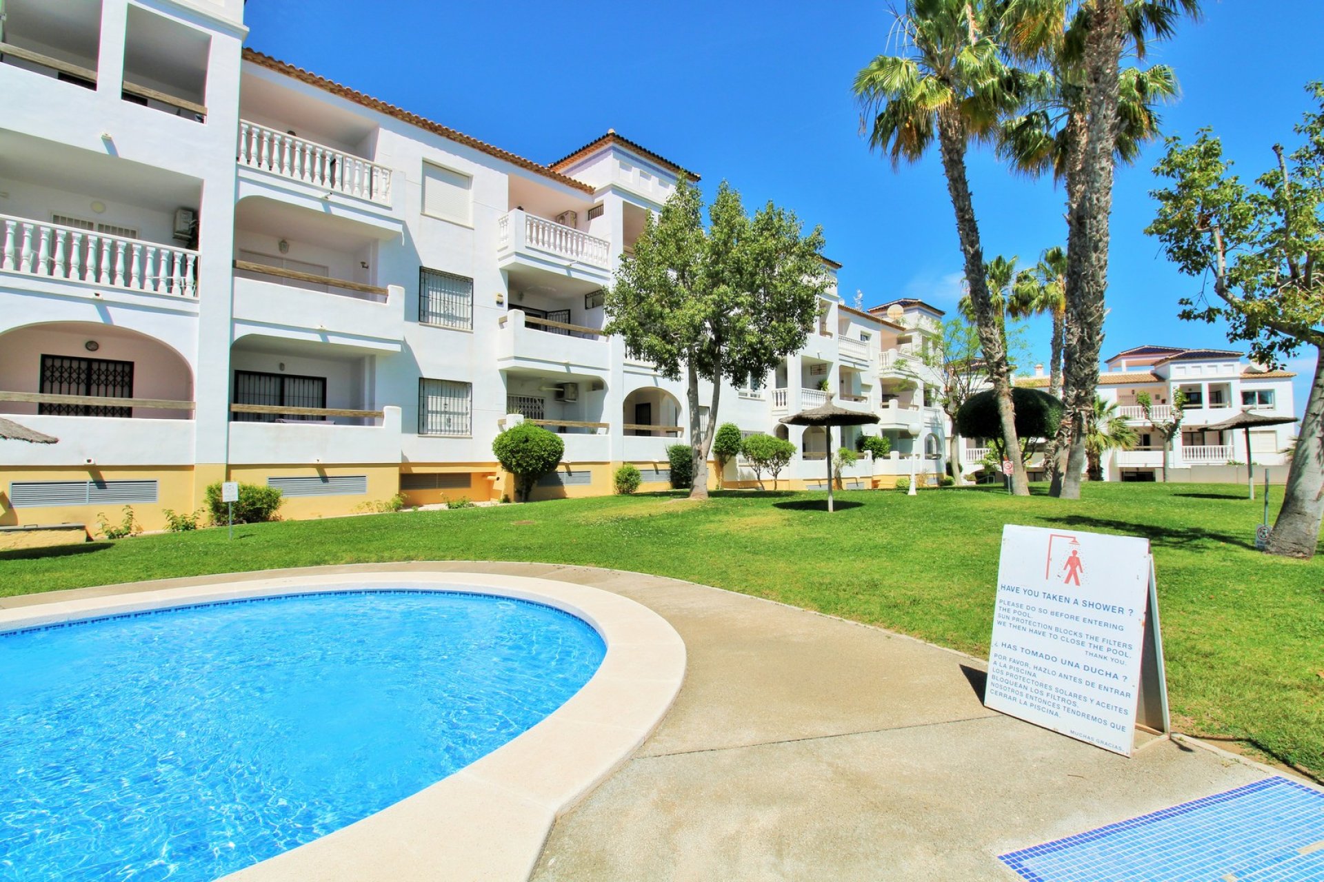 Resale - Apartment -
Villamartín - Las Violetas