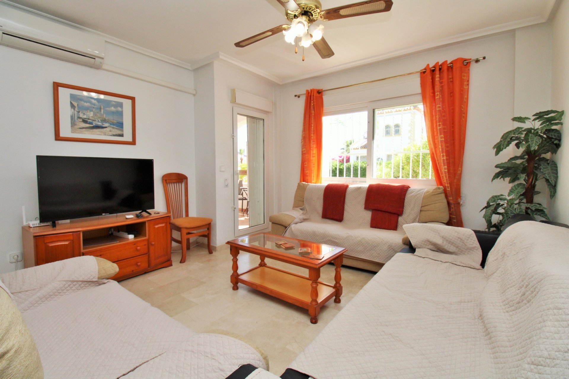 Resale - Apartment -
Villamartín - Las Violetas