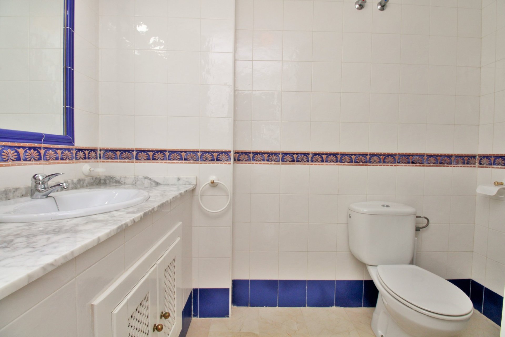 Resale - Apartment -
Villamartín - Las Violetas