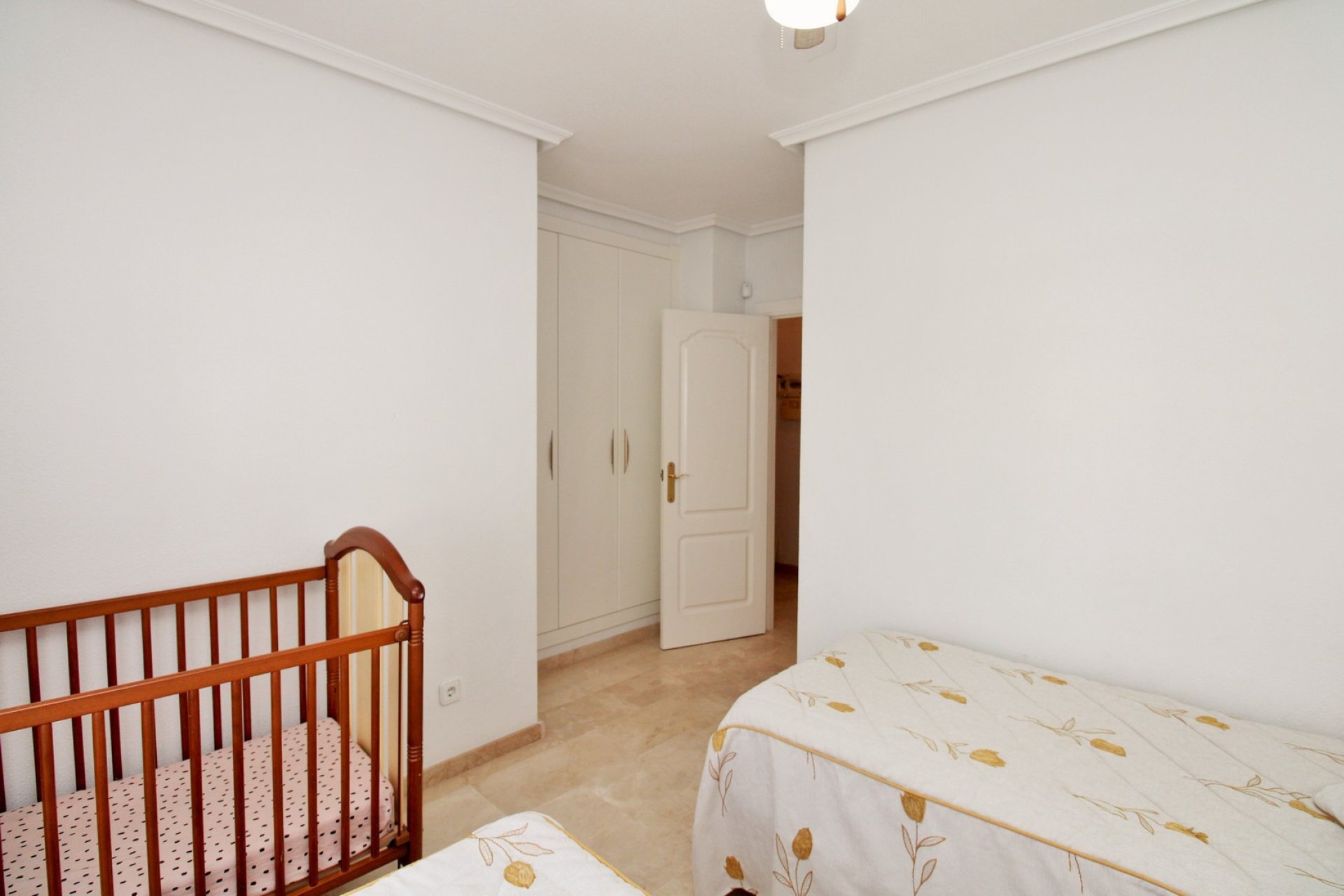 Resale - Apartment -
Villamartín - Las Violetas