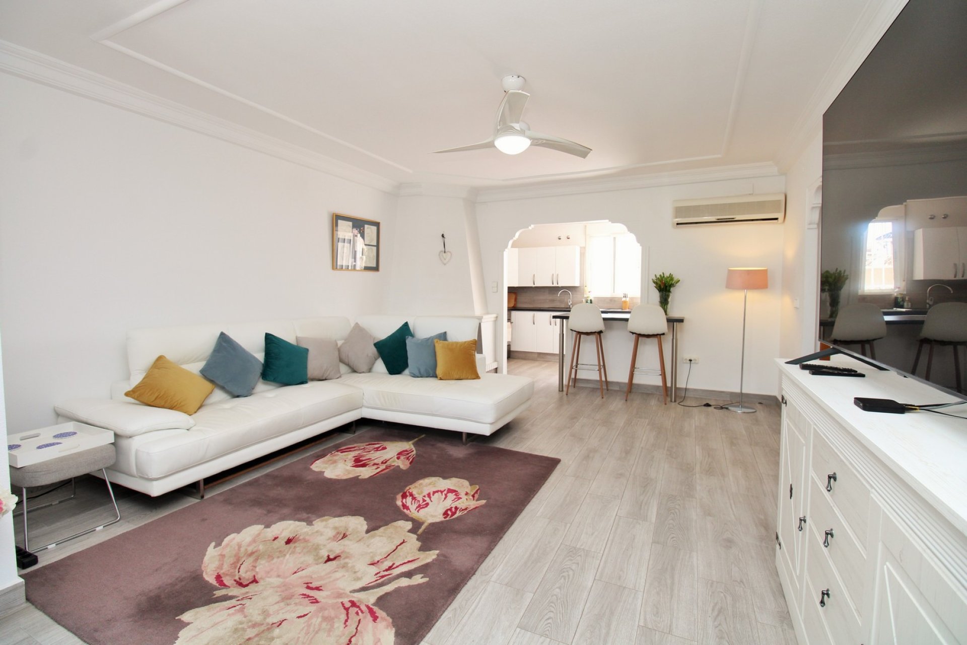 Resale - Apartment -
Villamartín - Las Violetas