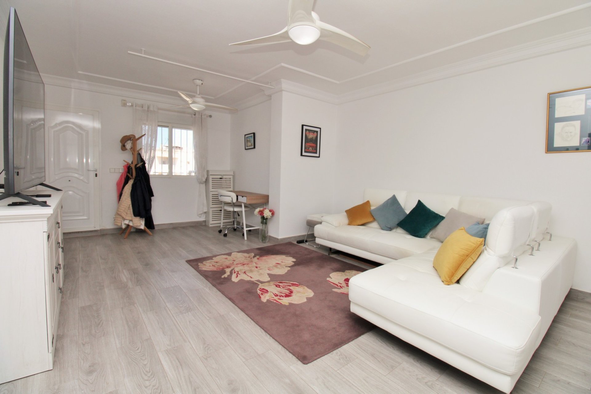 Resale - Apartment -
Villamartín - Las Violetas