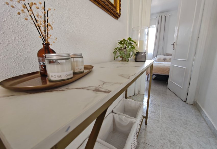 Resale - Apartment -
Villamartín - Lomas Golf