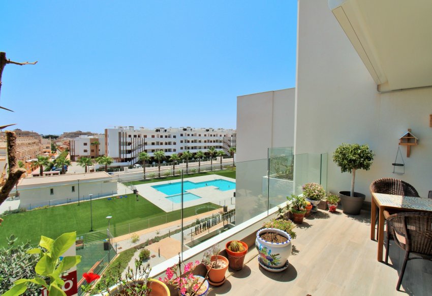 Resale - Apartment -
Villamartín - Los Dolses