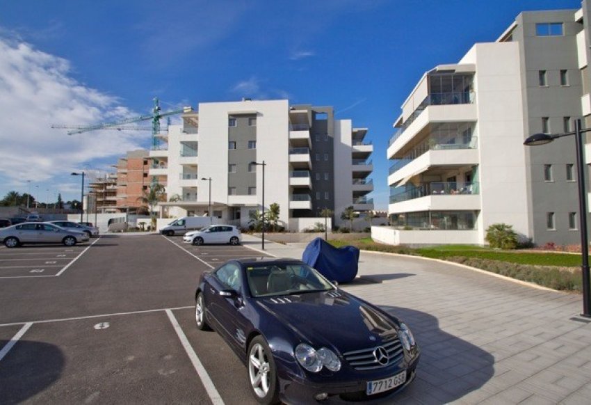 Resale - Apartment -
Villamartín - Los Dolses