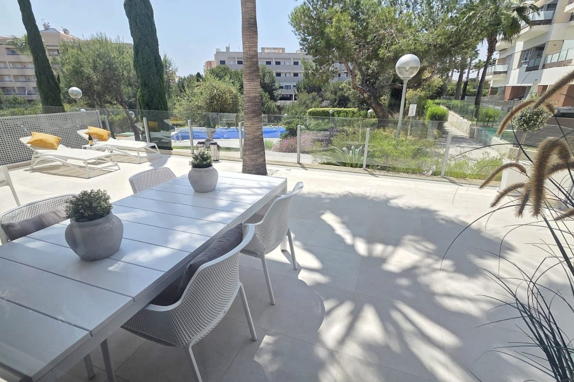 Resale - Apartment -
Villamartín - Los Dolses