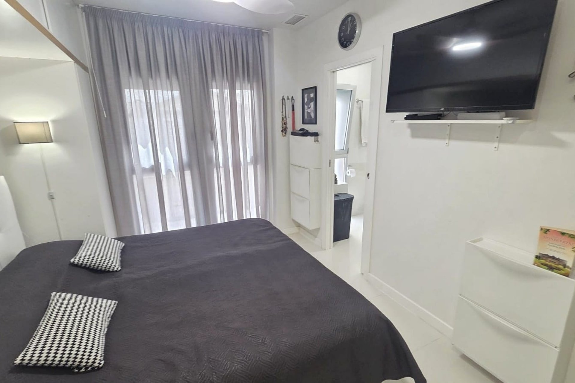 Resale - Apartment -
Villamartín - Los Dolses