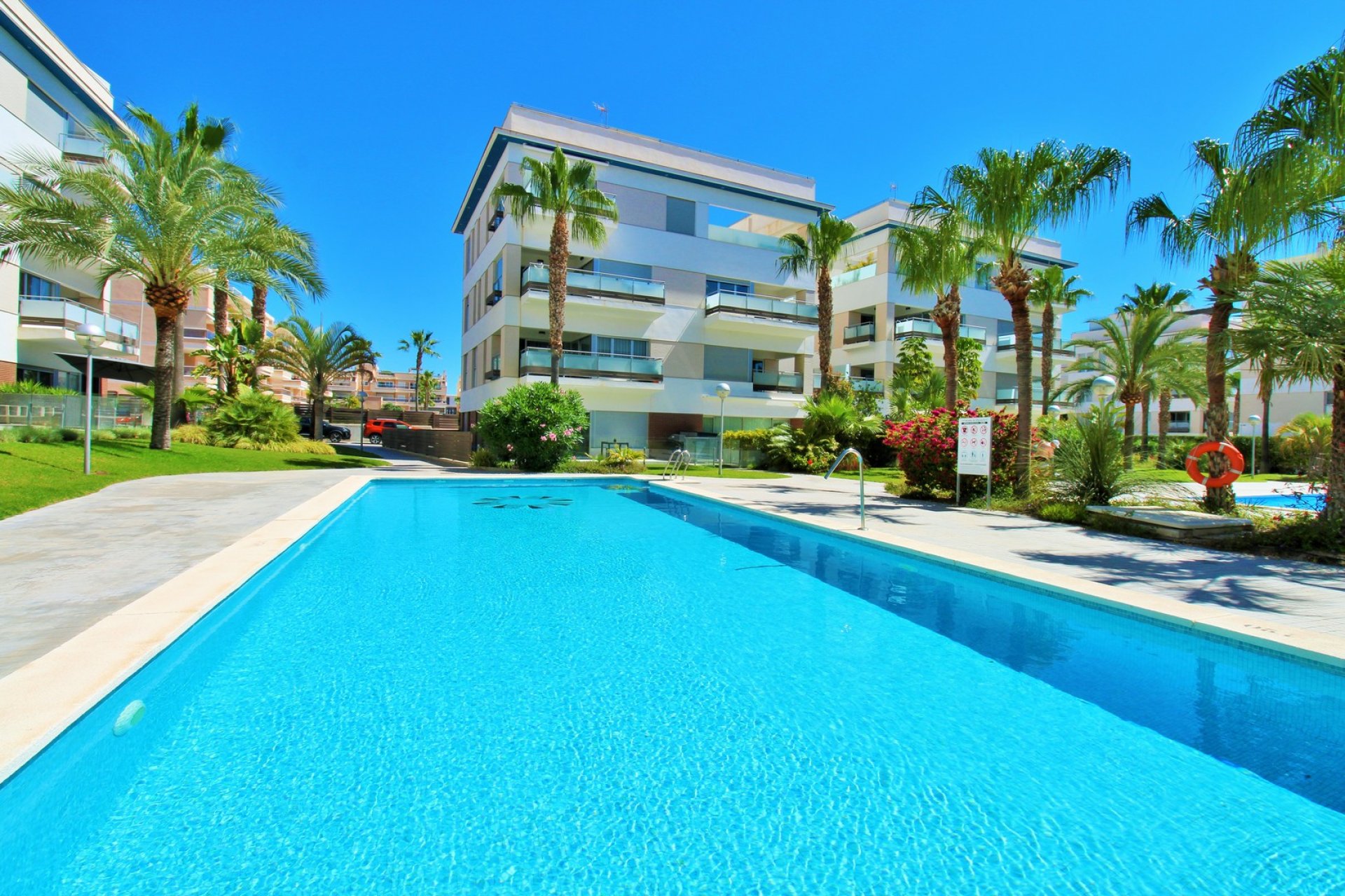 Resale - Apartment -
Villamartín - Los Dolses