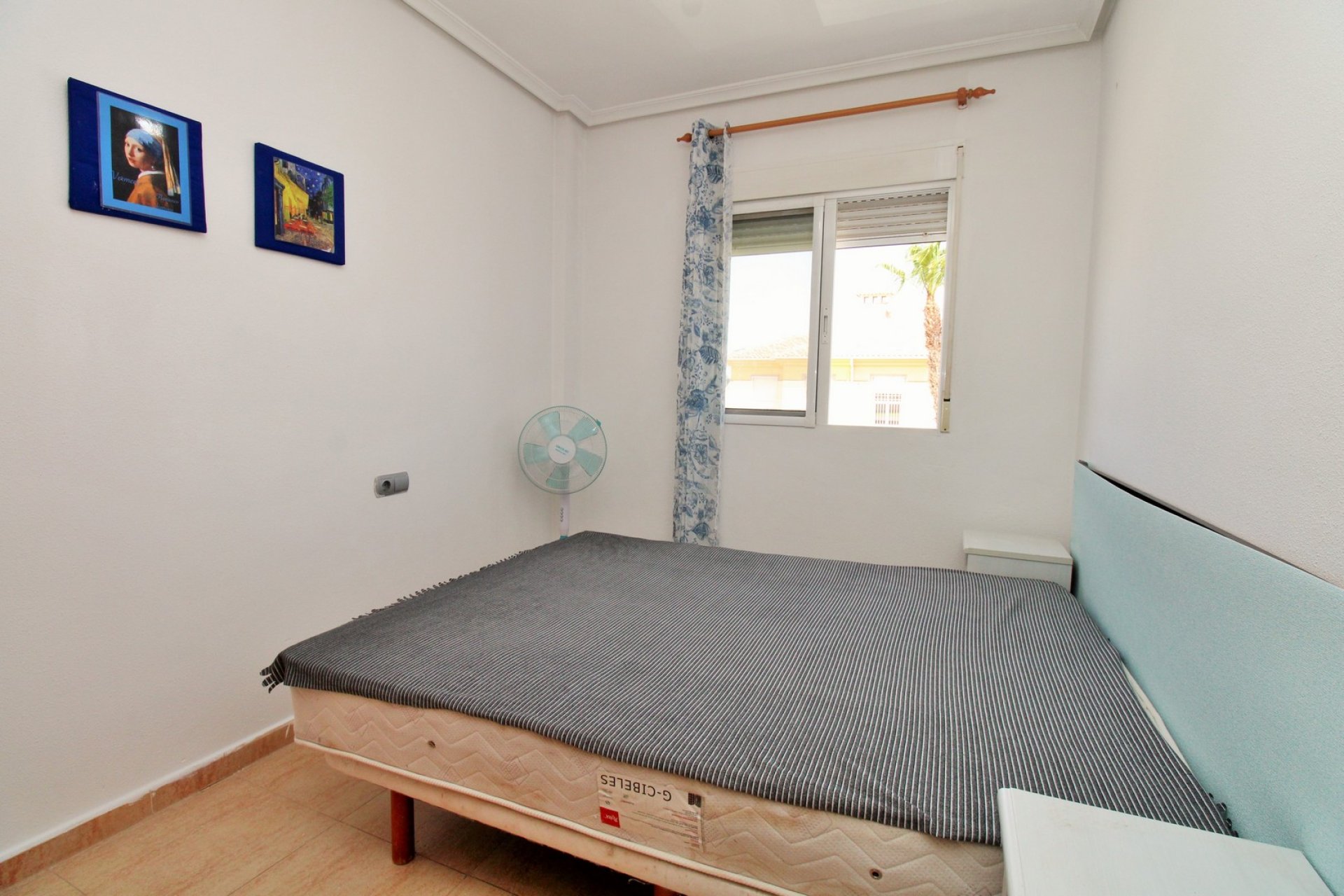 Resale - Apartment -
Villamartín - PAU 8