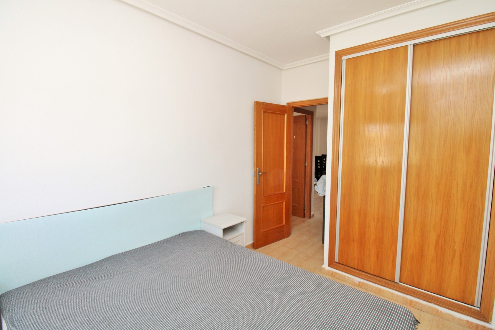 Resale - Apartment -
Villamartín - PAU 8