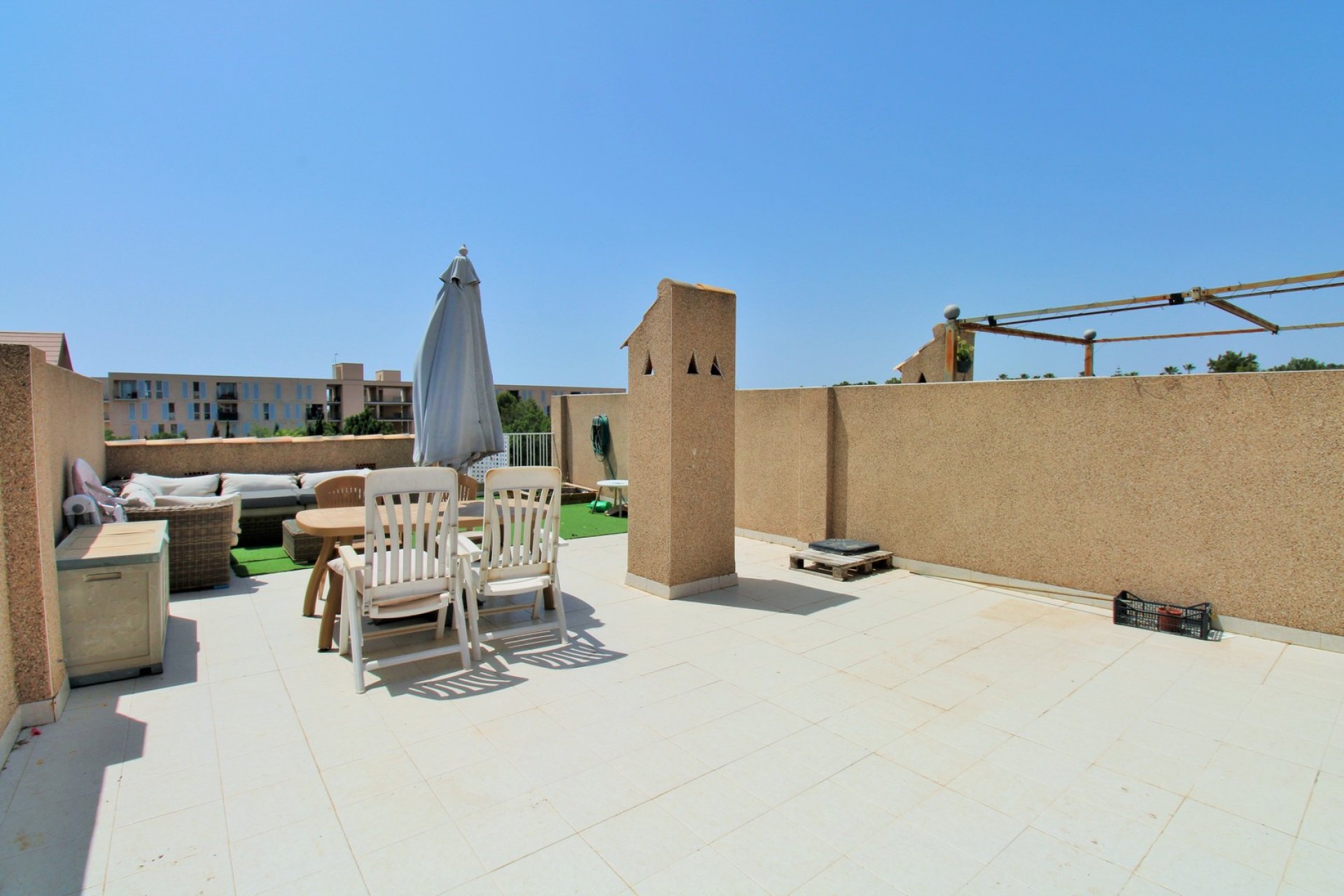 Resale - Apartment -
Villamartín - PAU 8