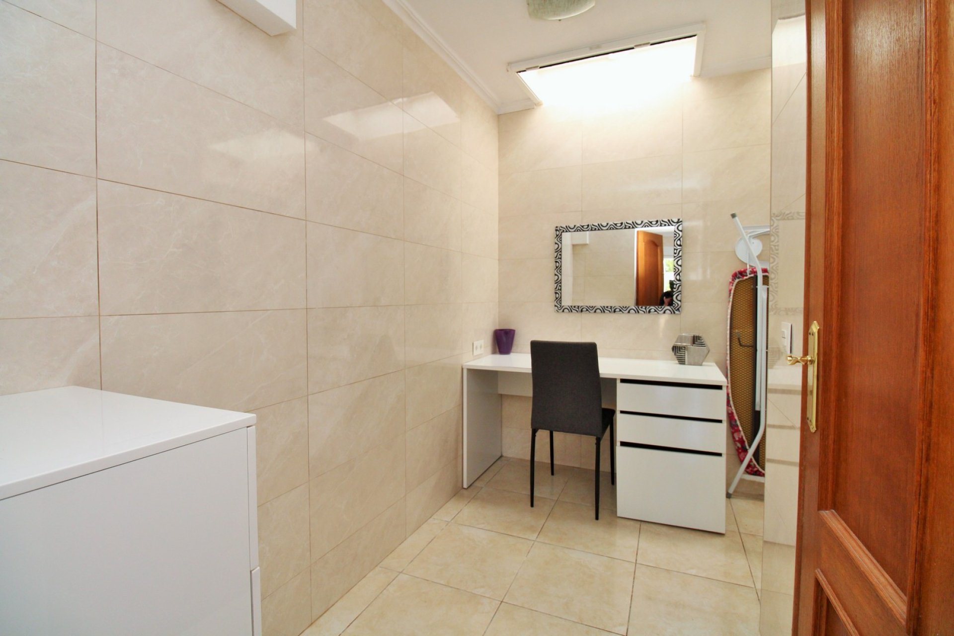 Resale - Apartment -
Villamartín - PAU 8