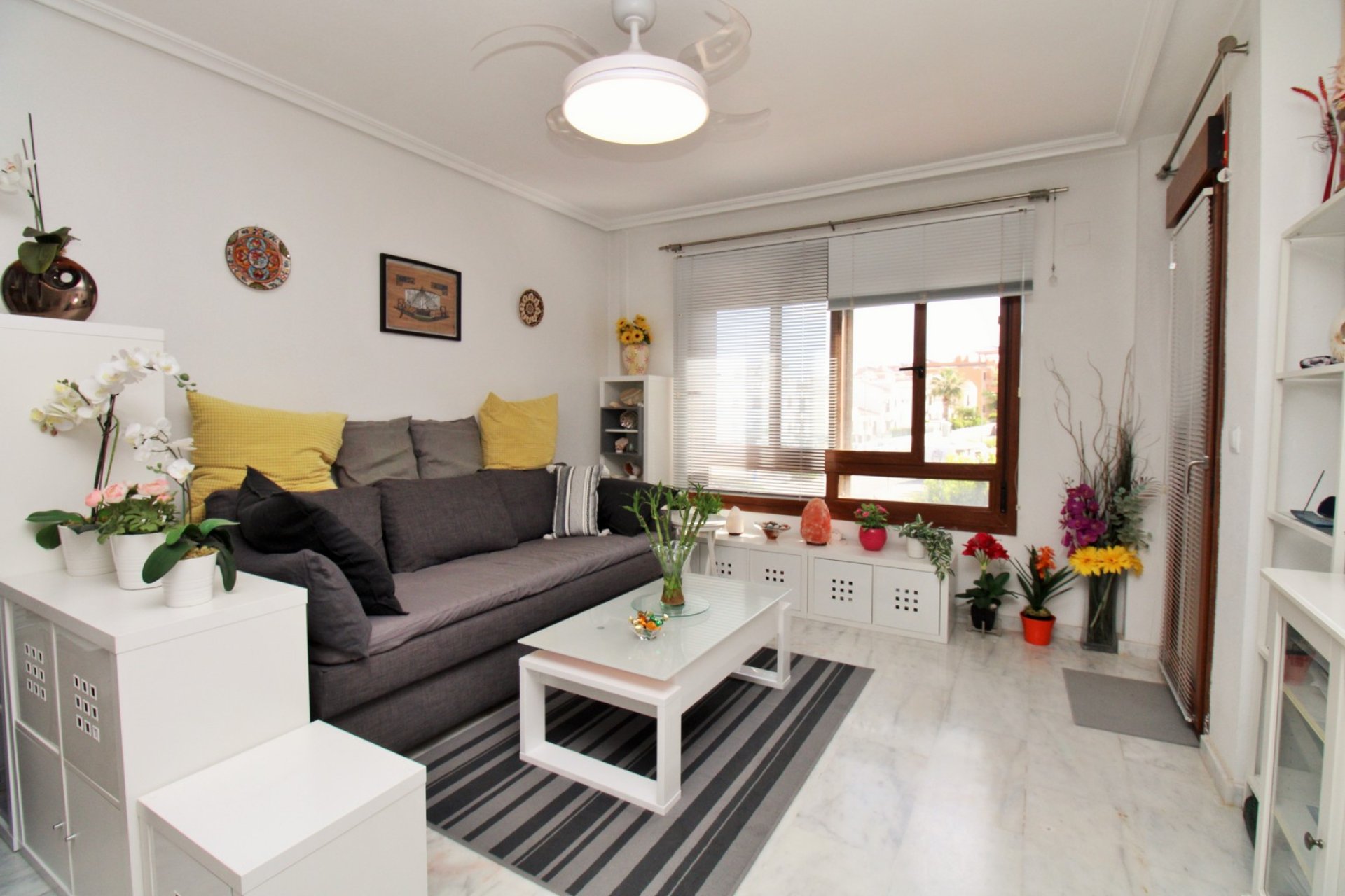 Resale - Apartment -
Villamartín - PAU 8