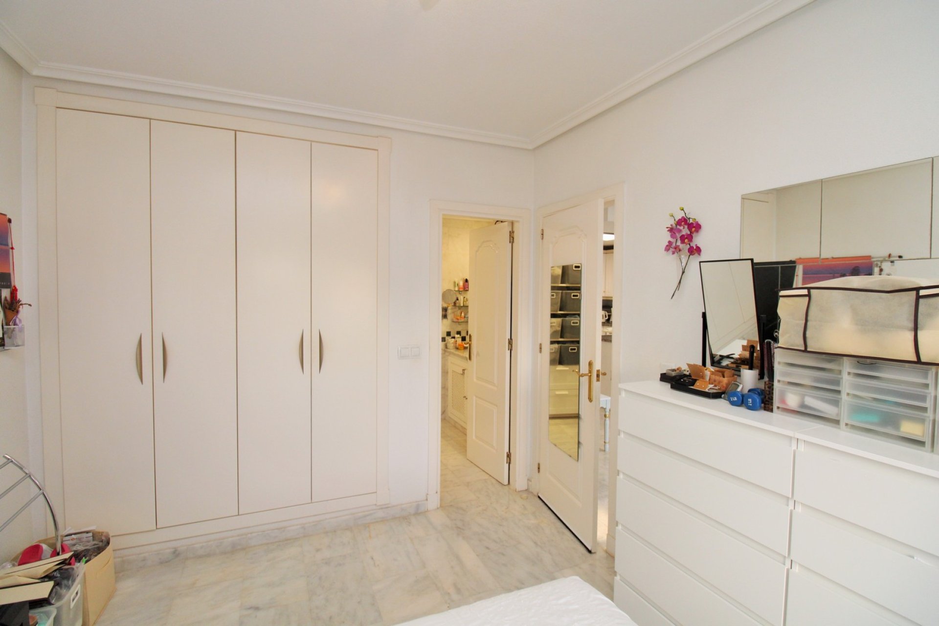 Resale - Apartment -
Villamartín - PAU 8