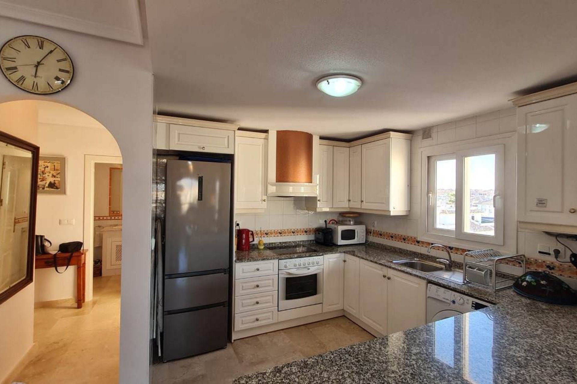 Resale - Apartment -
Villamartín - PAU 8