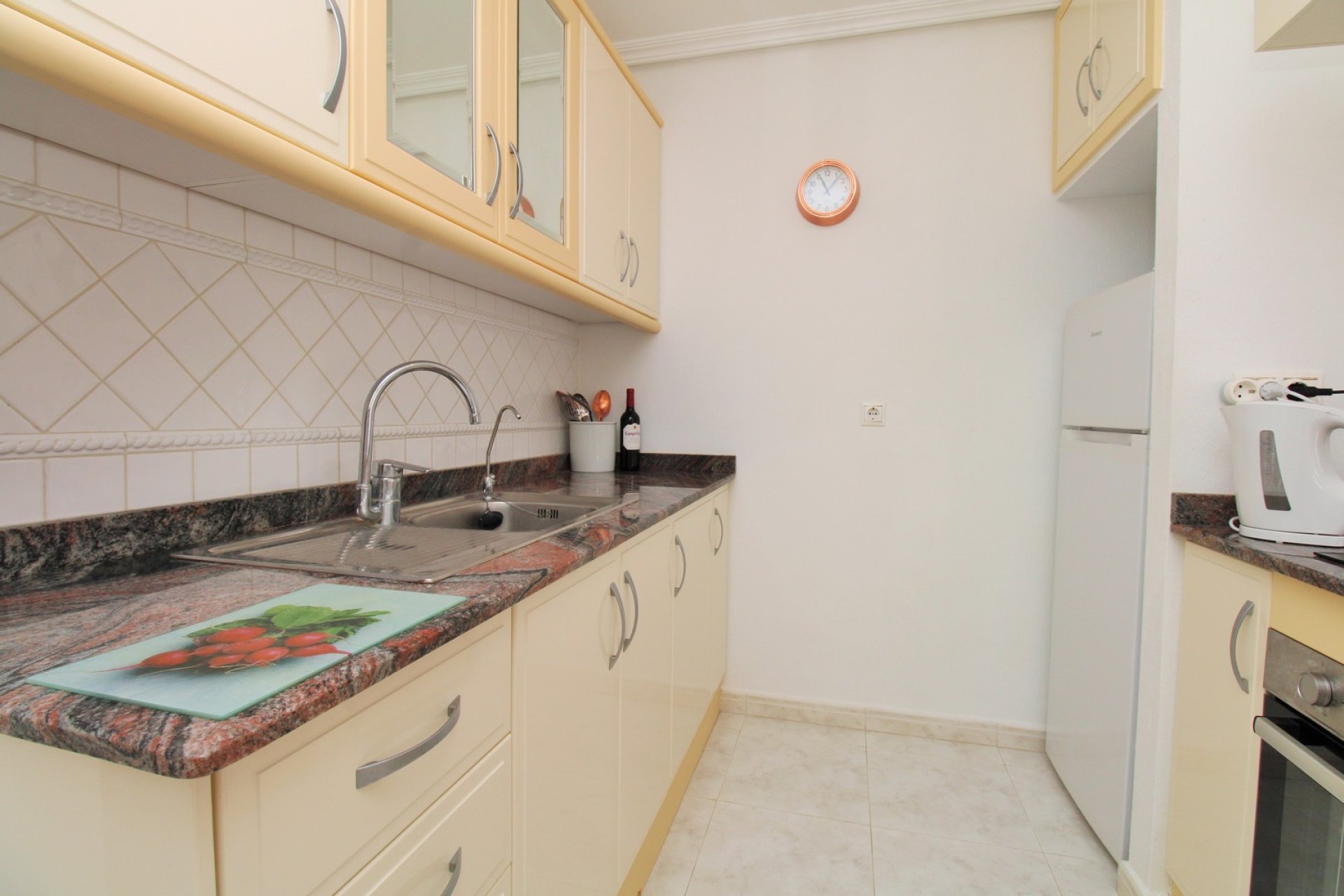 Resale - Apartment -
Villamartín - PAU 8