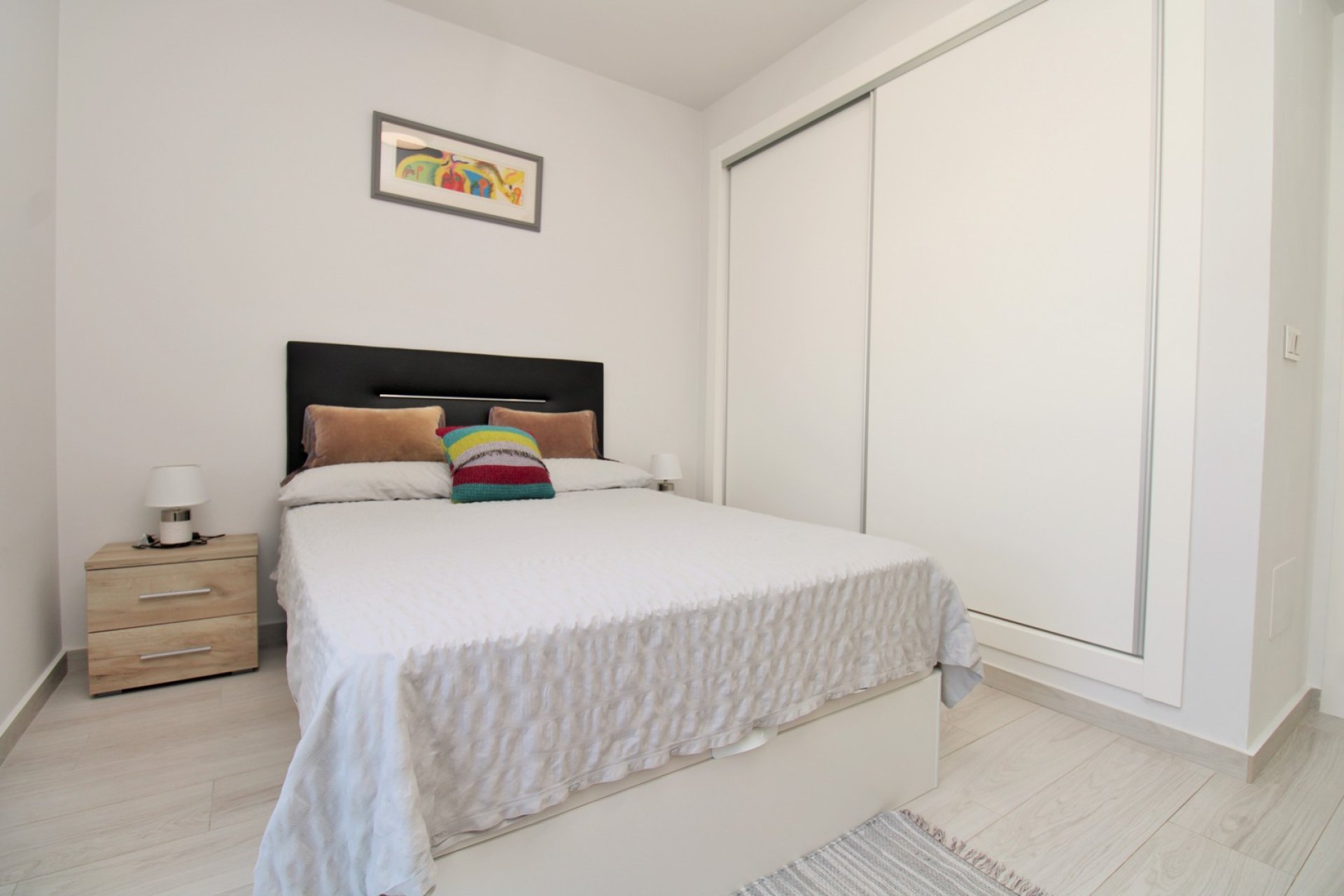 Resale - Apartment -
Villamartín - PAU 8