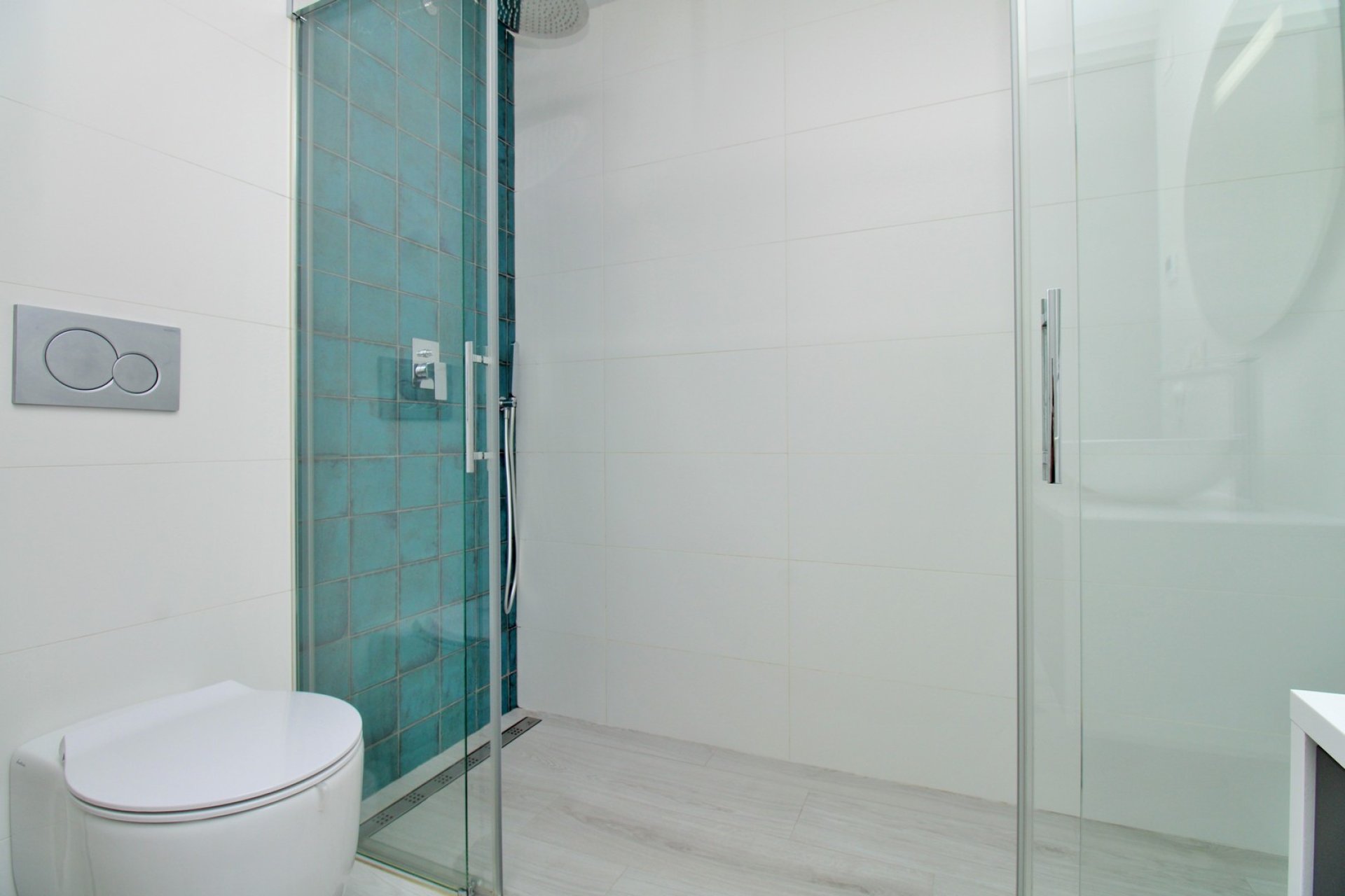 Resale - Apartment -
Villamartín - PAU 8