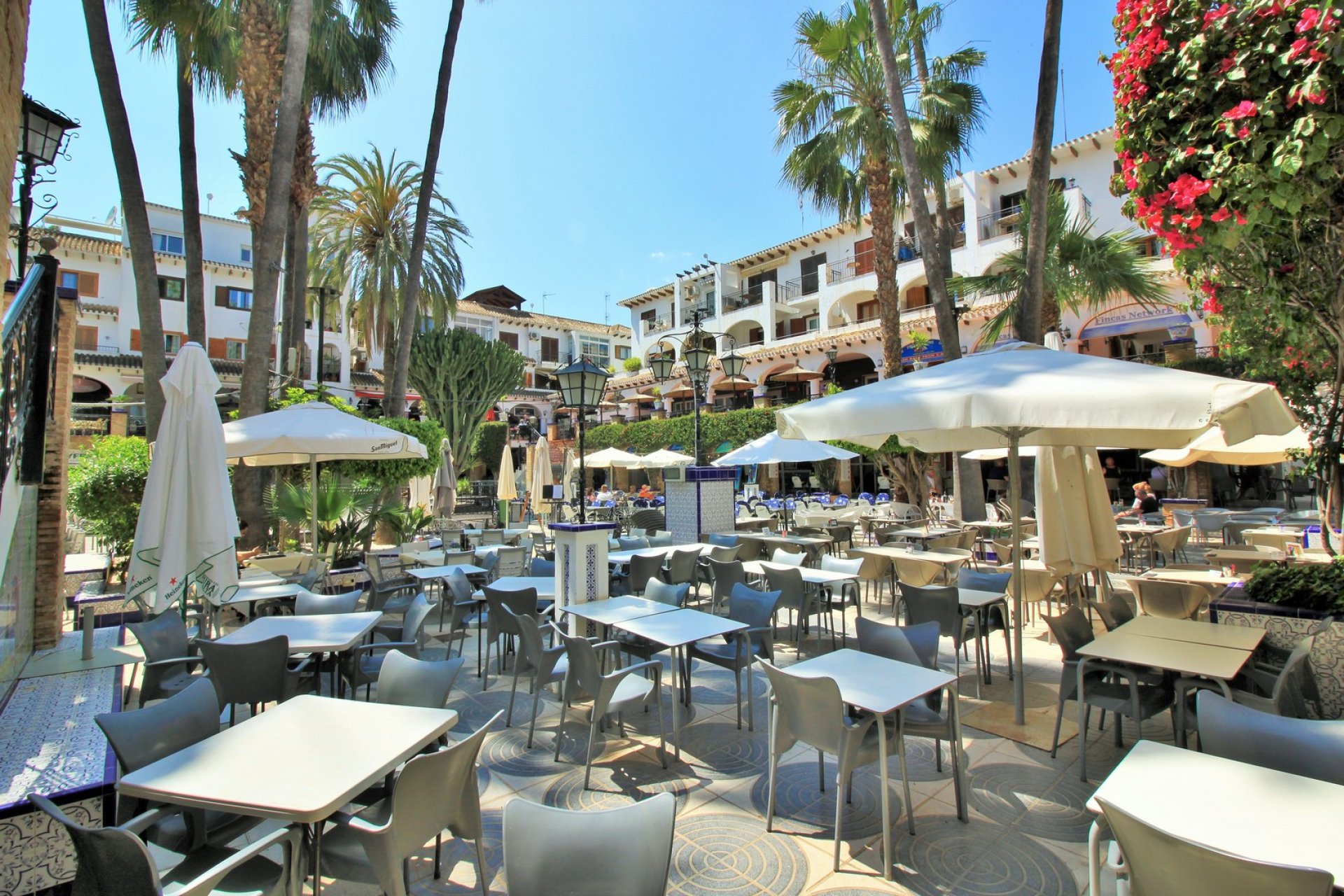 Resale - Apartment -
Villamartín - Villamartin