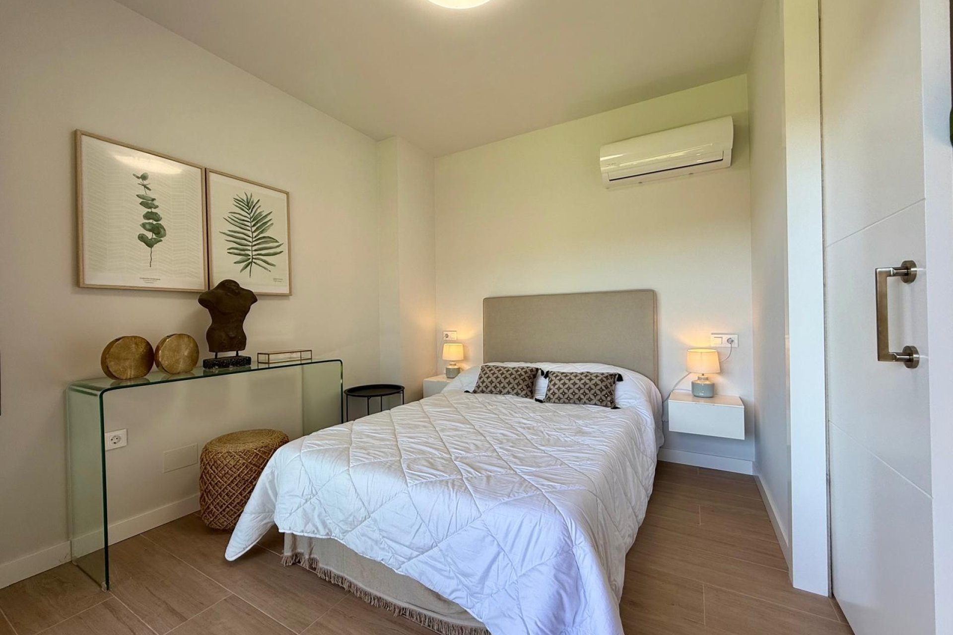 Resale - Apartment -
Villamartín - Villamartin