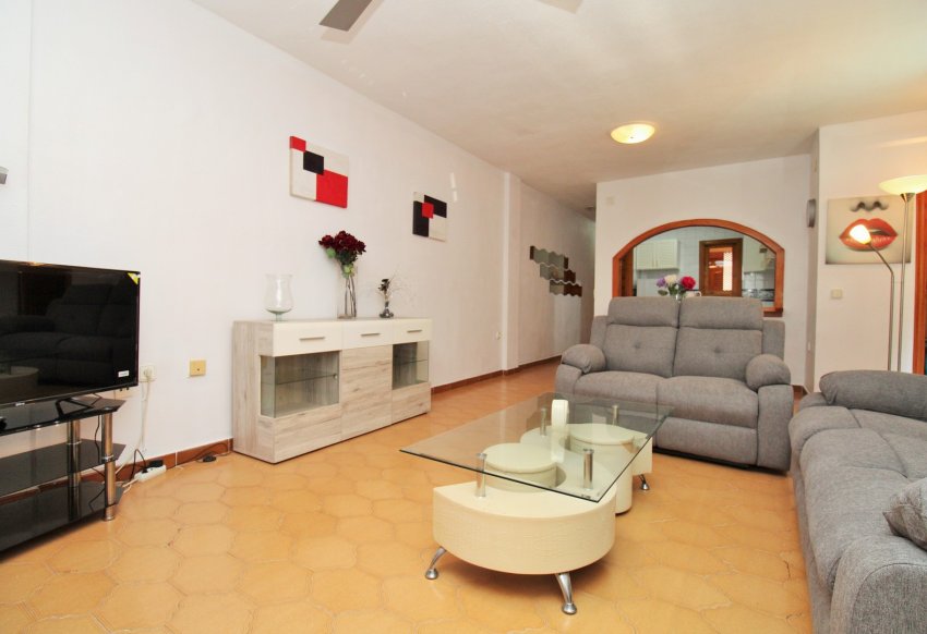 Resale - Apartment -
Villamartín - Villamartin