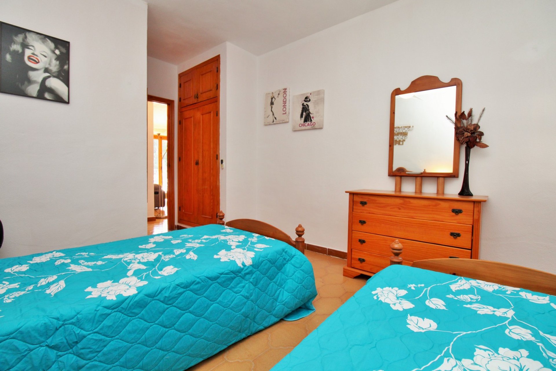 Resale - Apartment -
Villamartín - Villamartin