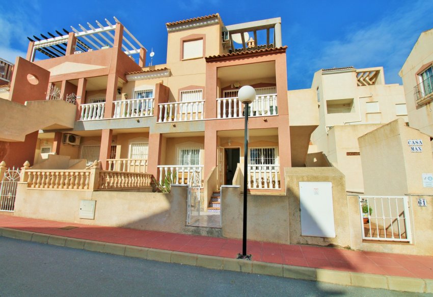 Resale - Apartment -
Villamartín - Villamartin