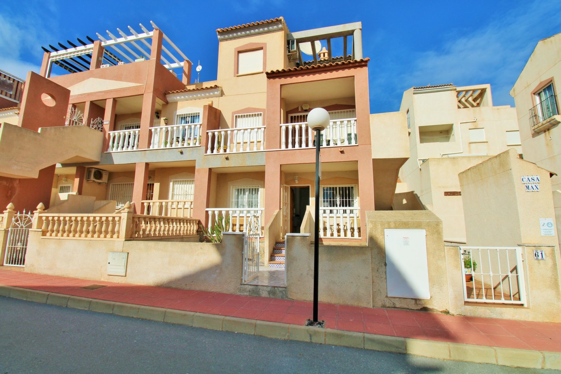 Resale - Apartment -
Villamartín - Villamartin