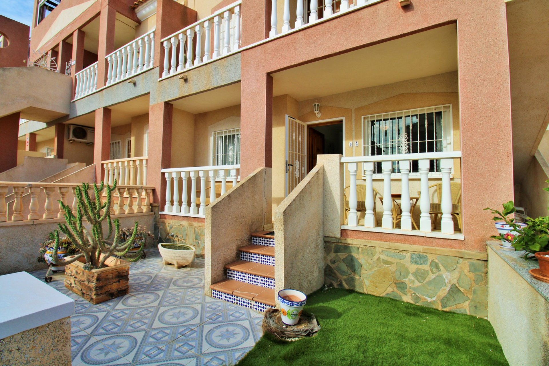 Resale - Apartment -
Villamartín - Villamartin