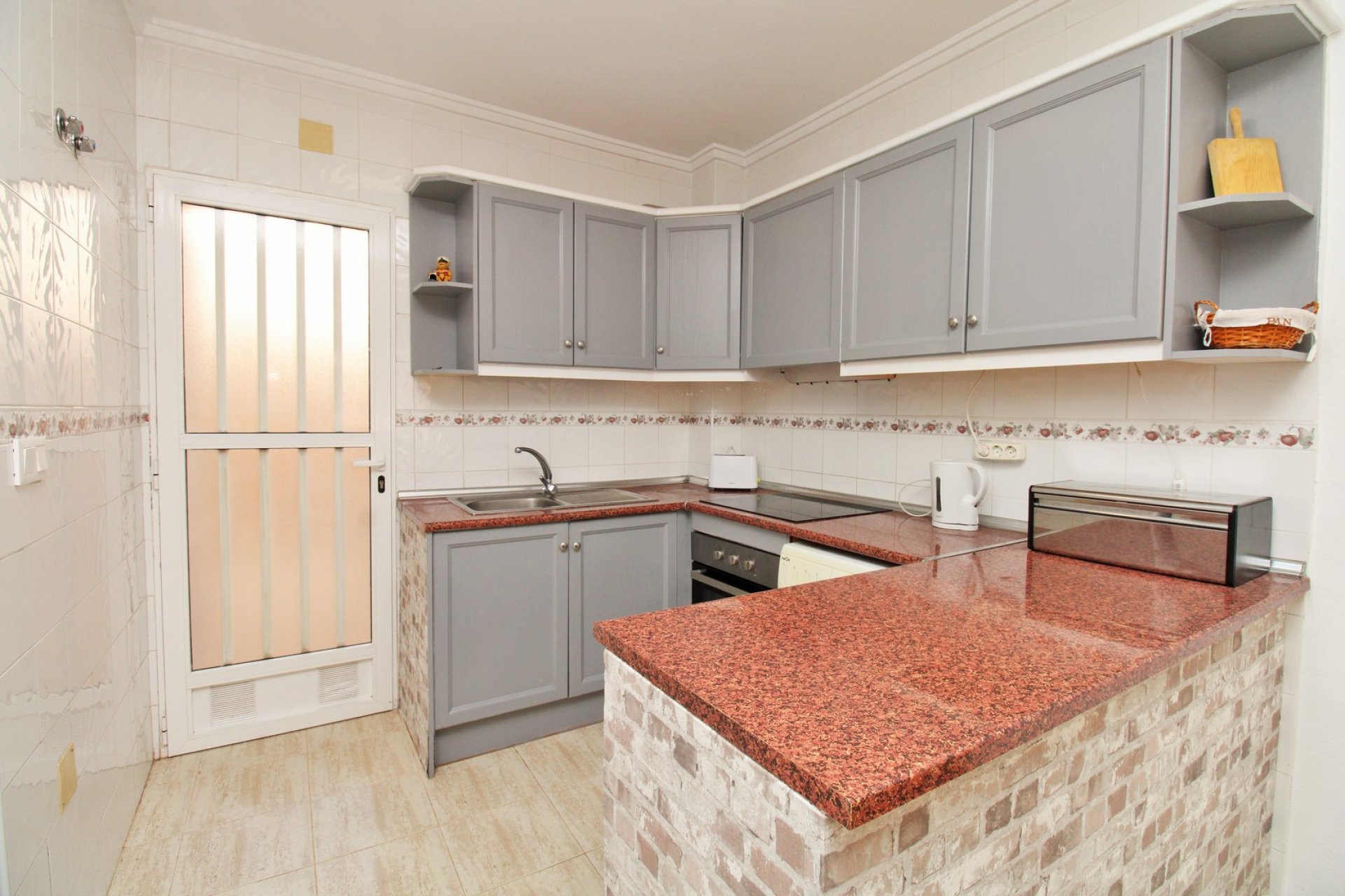 Resale - Apartment -
Villamartín - Villamartin