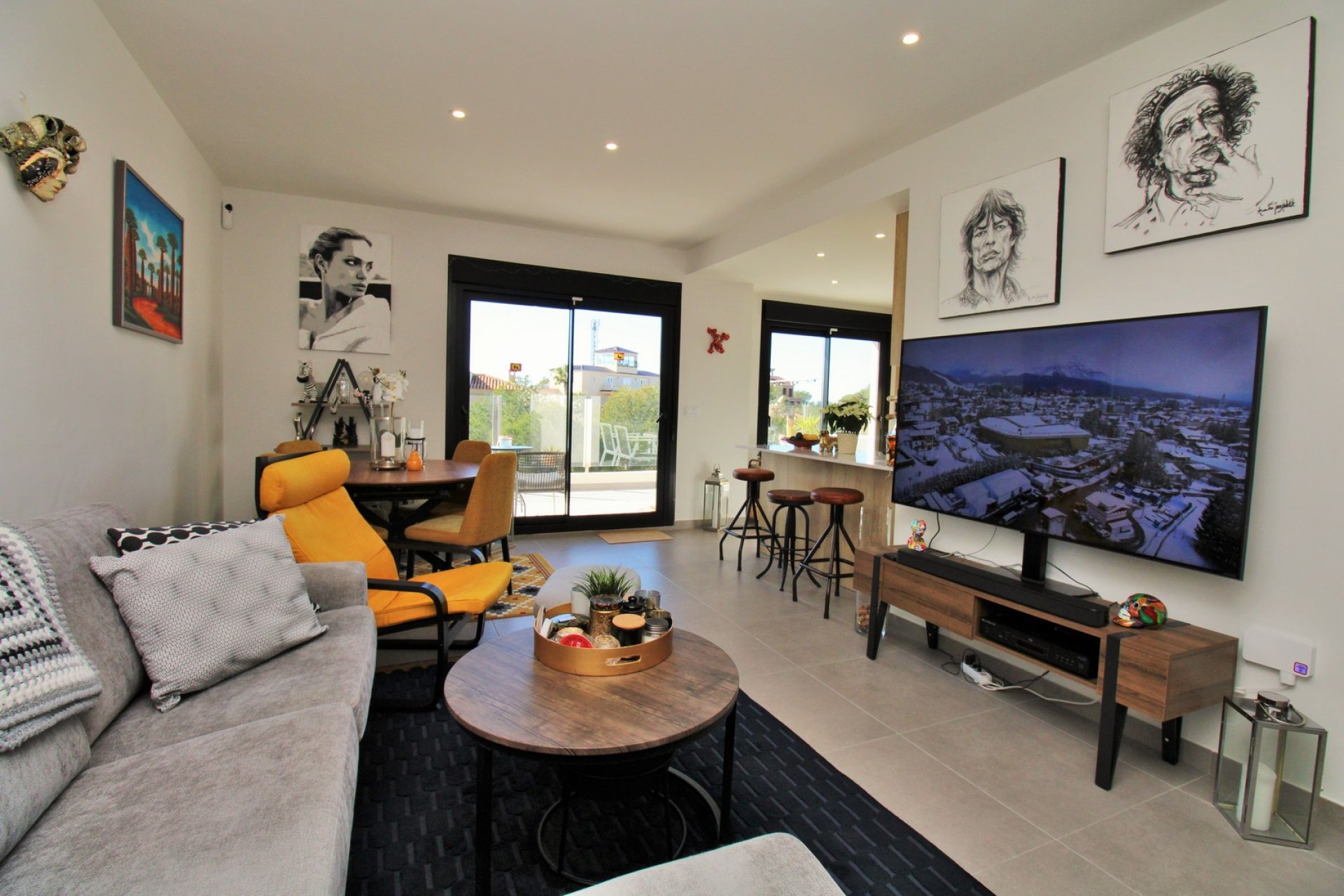 Resale - Apartment -
Villamartín - Villamartin