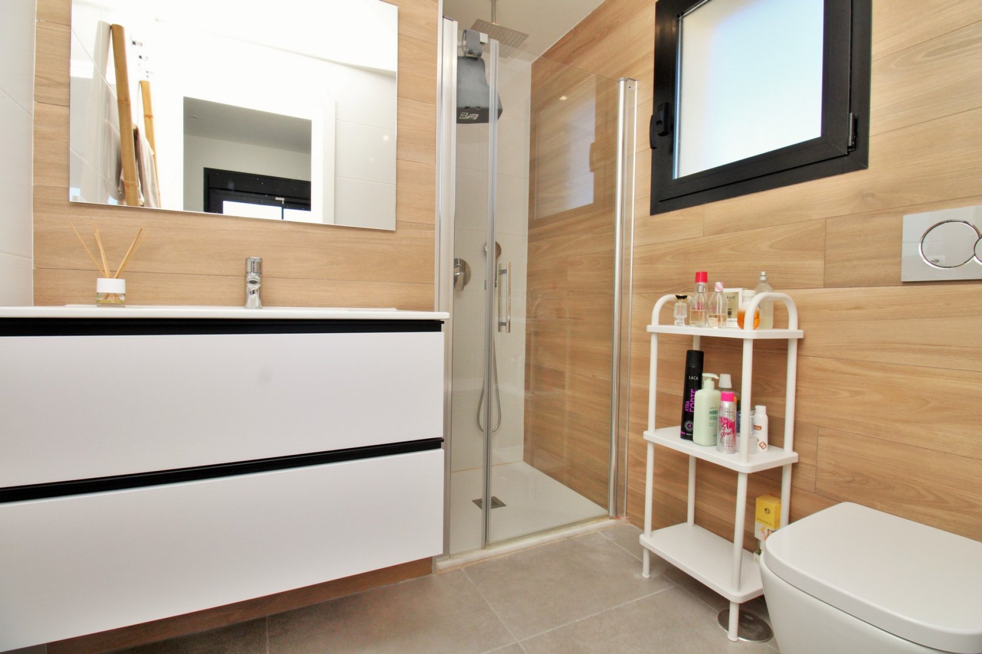 Resale - Apartment -
Villamartín - Villamartin