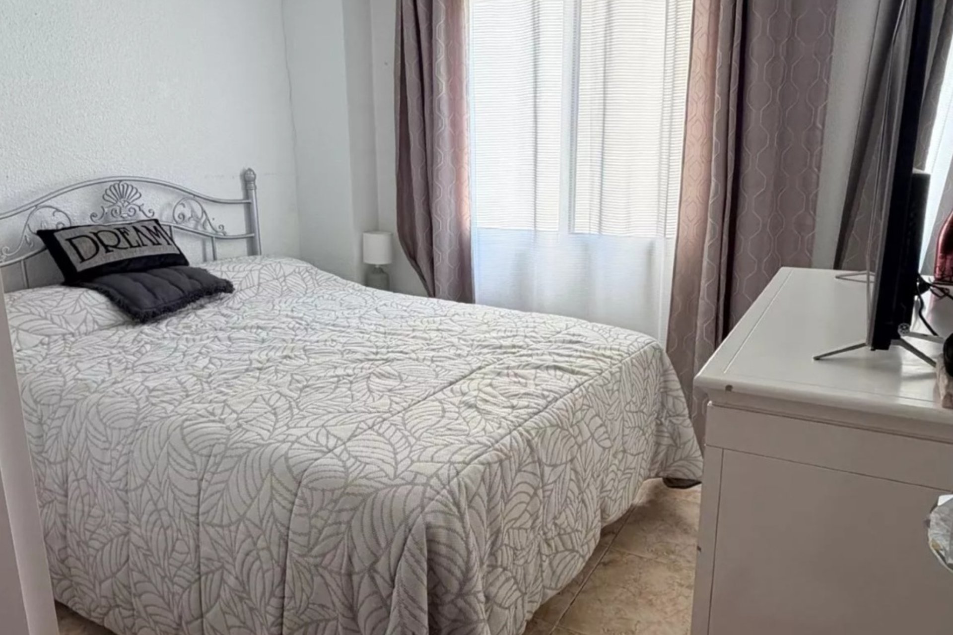 Resale - Apartment -
Villamartín - Villamartin