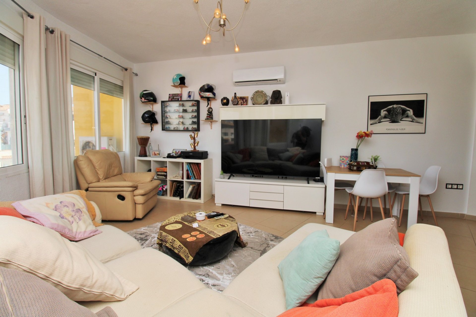 Resale - Apartment -
Villamartín - Villamartin
