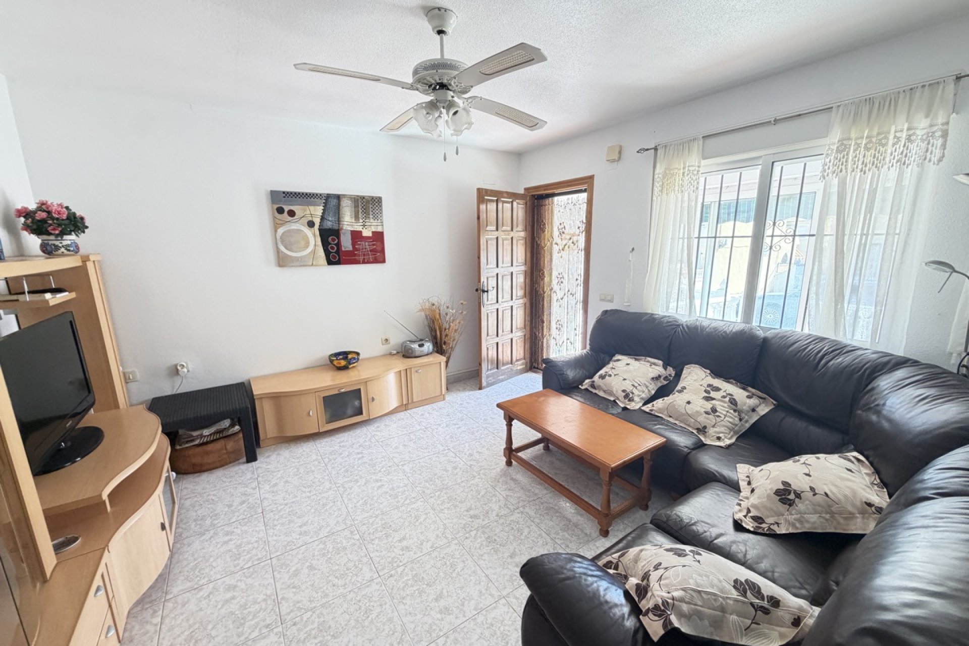 Resale - Apartment -
Villamartín - Villamartin