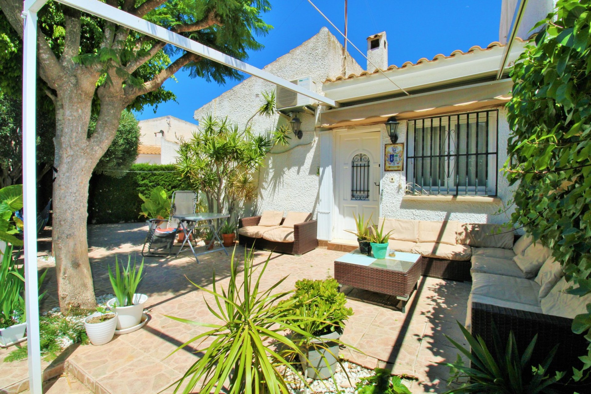 Resale - Bungalow -
La Florida