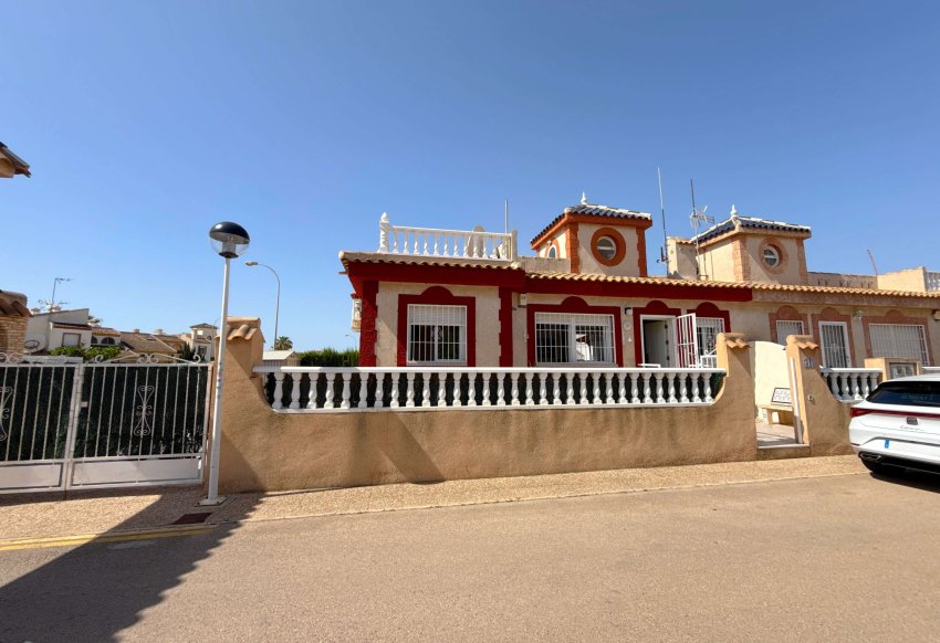 Resale - Bungalow -
Play Flamenca