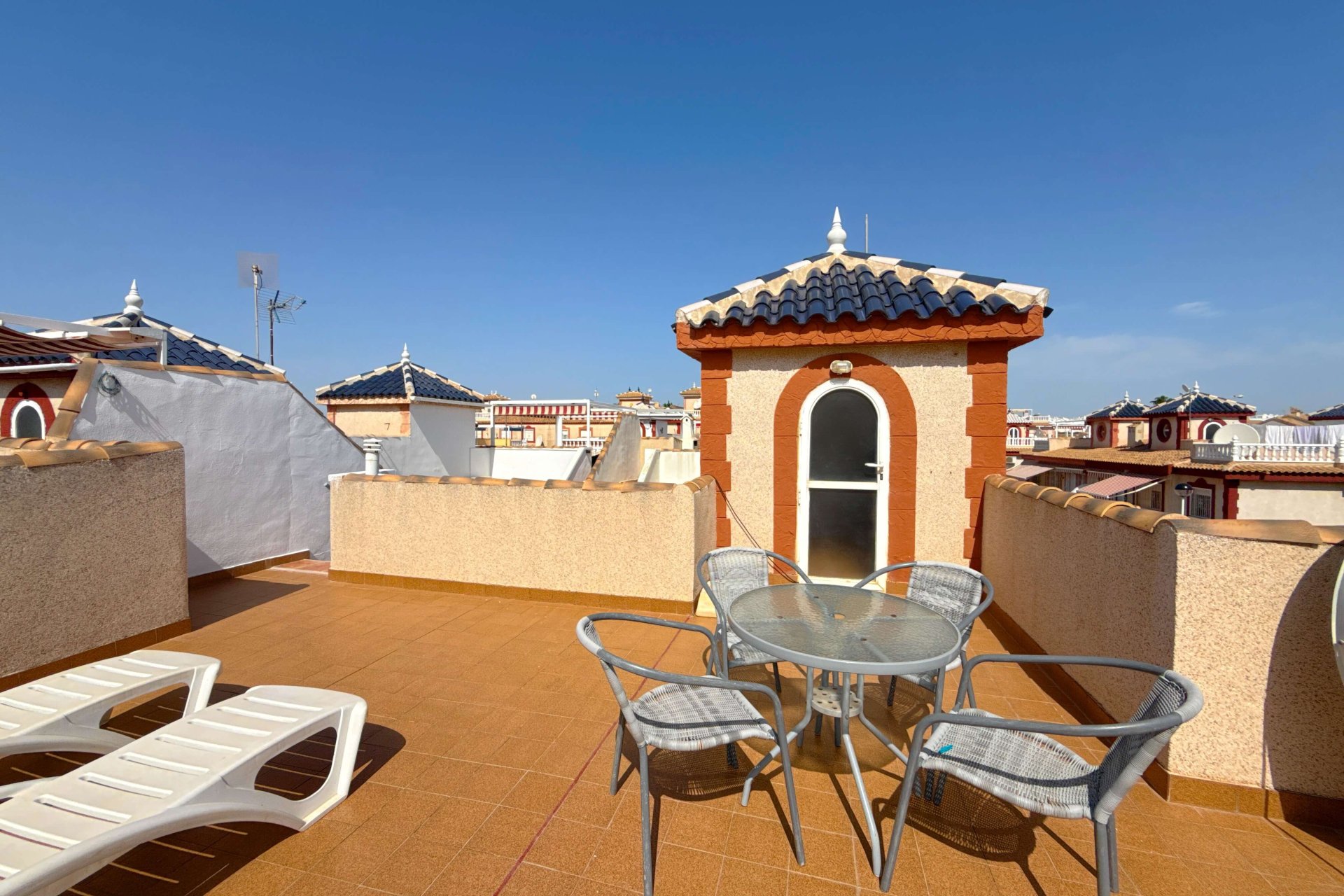 Resale - Bungalow -
Play Flamenca