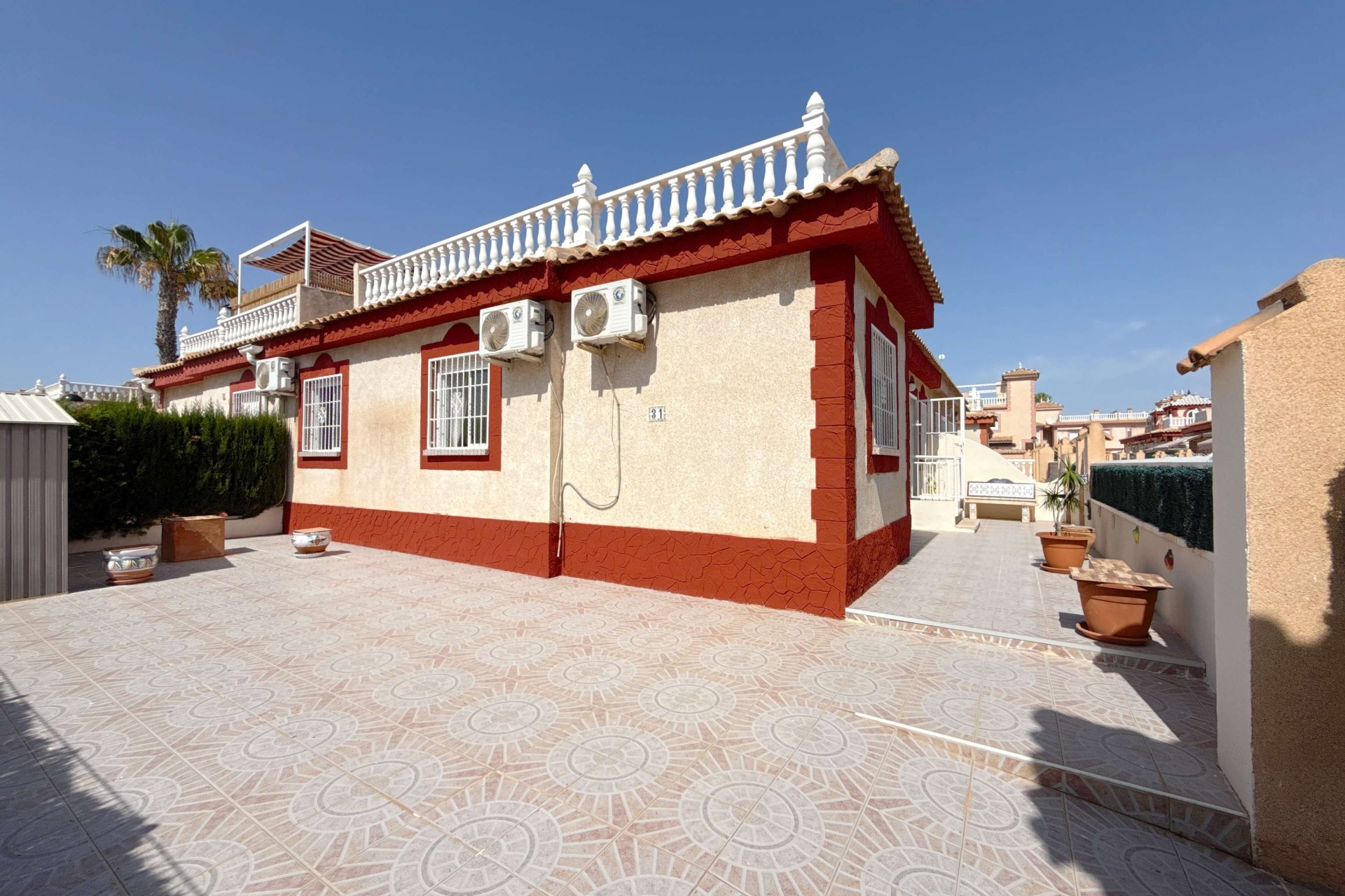 Resale - Bungalow -
Play Flamenca
