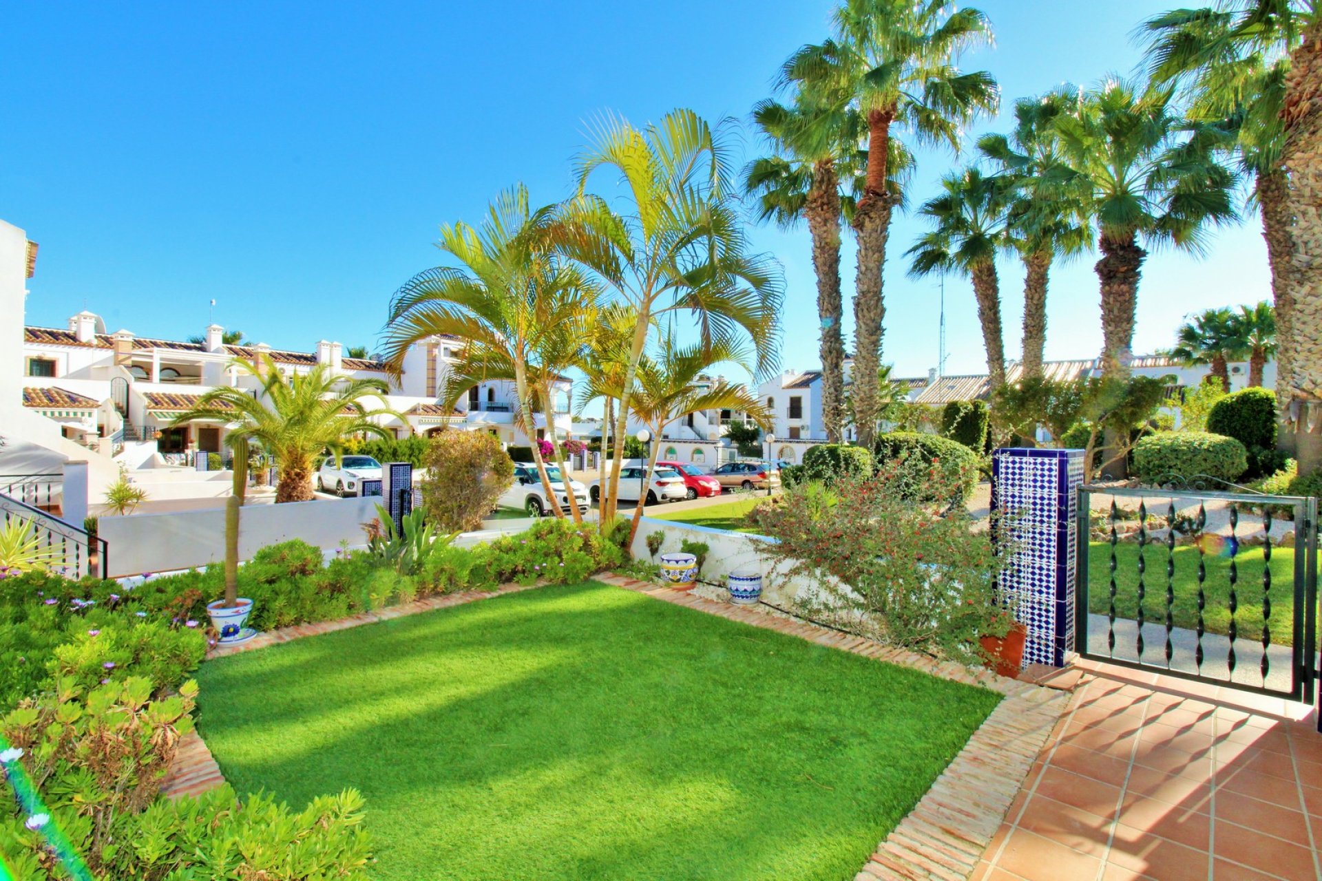 Resale - Bungalow -
Villamartín - PAU 8