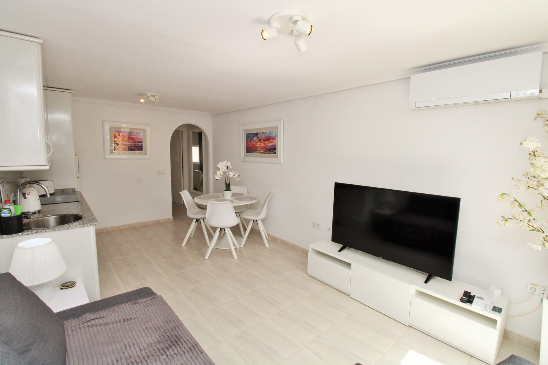 Resale - Bungalow -
Villamartín - Villamartin