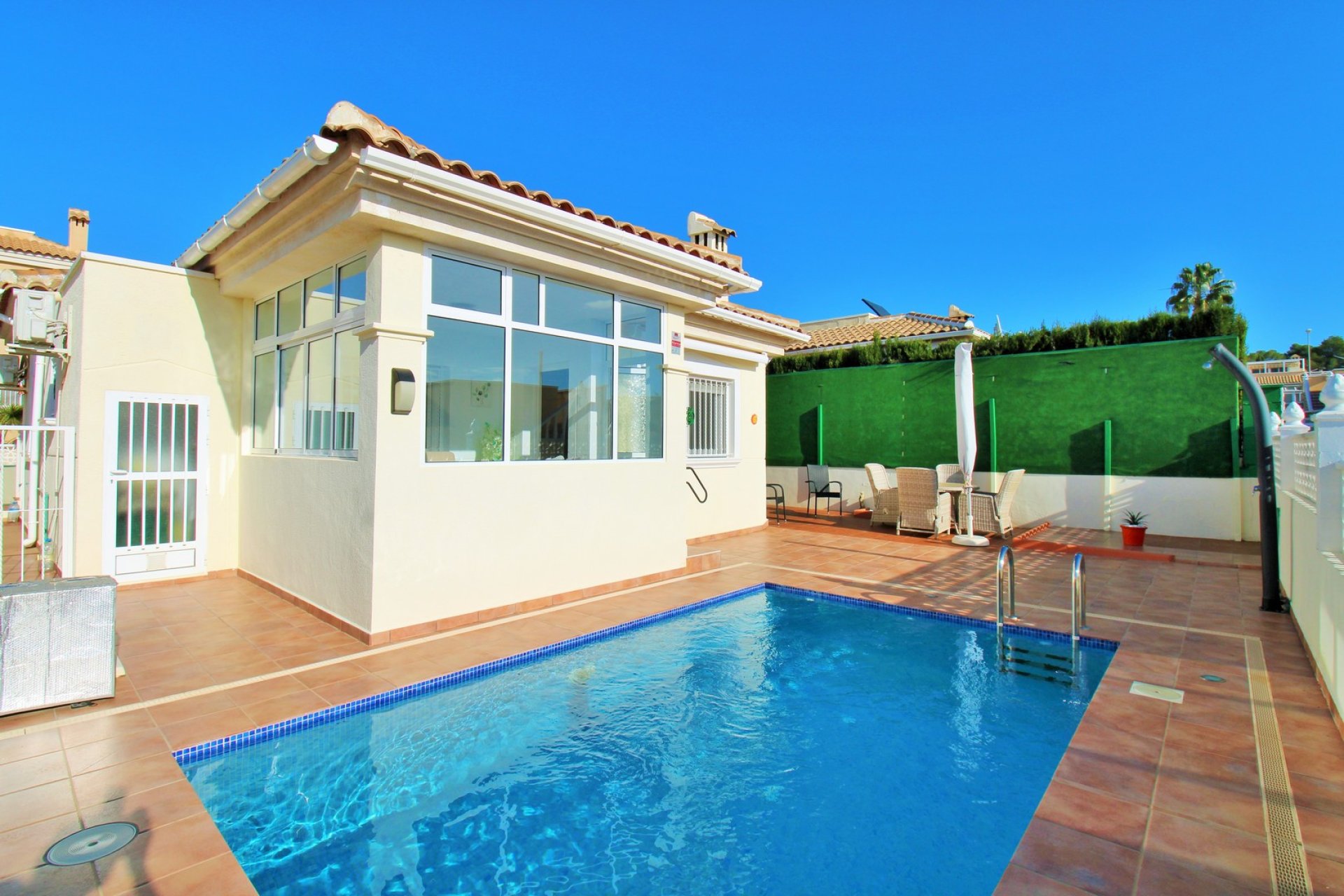Resale - Bungalow -
Villamartín - Villamartin