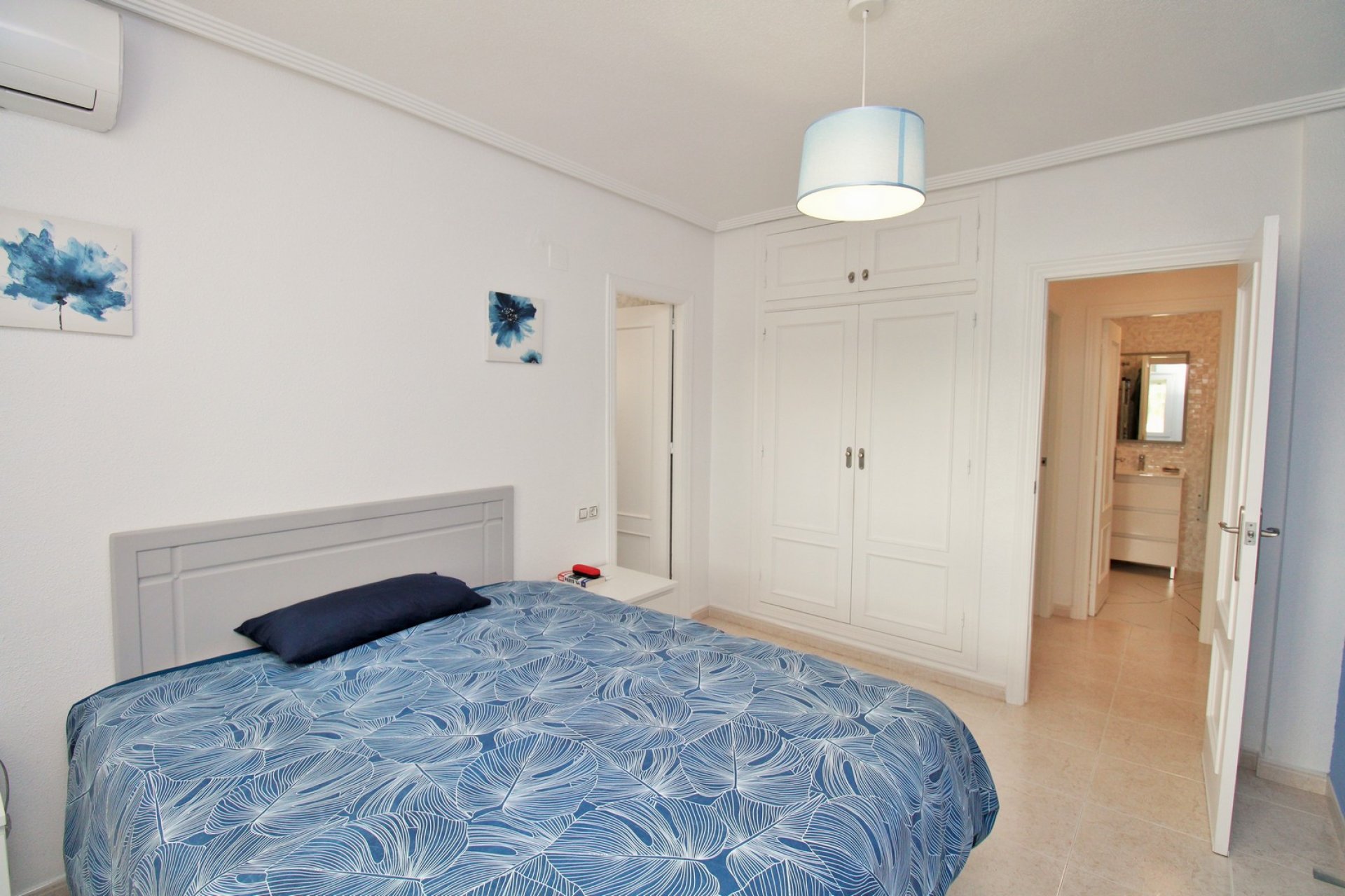 Resale - Bungalow -
Villamartín - Villamartin