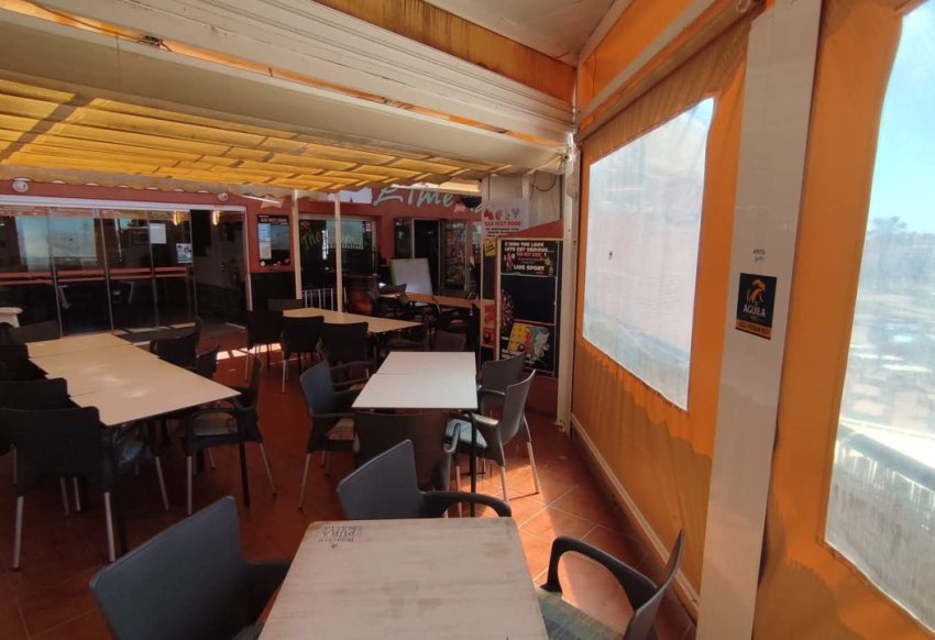 Resale - Commercial -
Los Altos