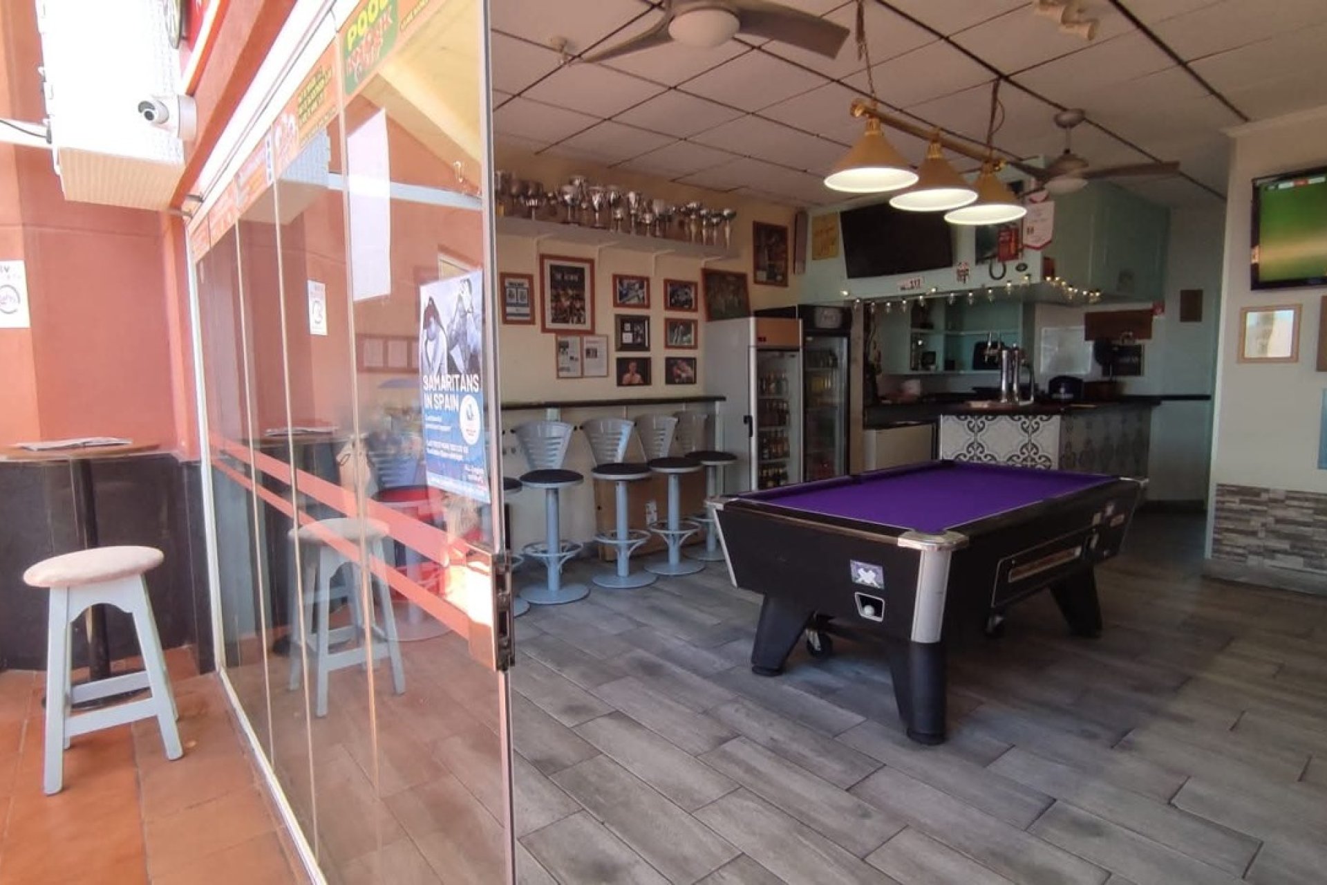 Resale - Commercial -
Los Altos