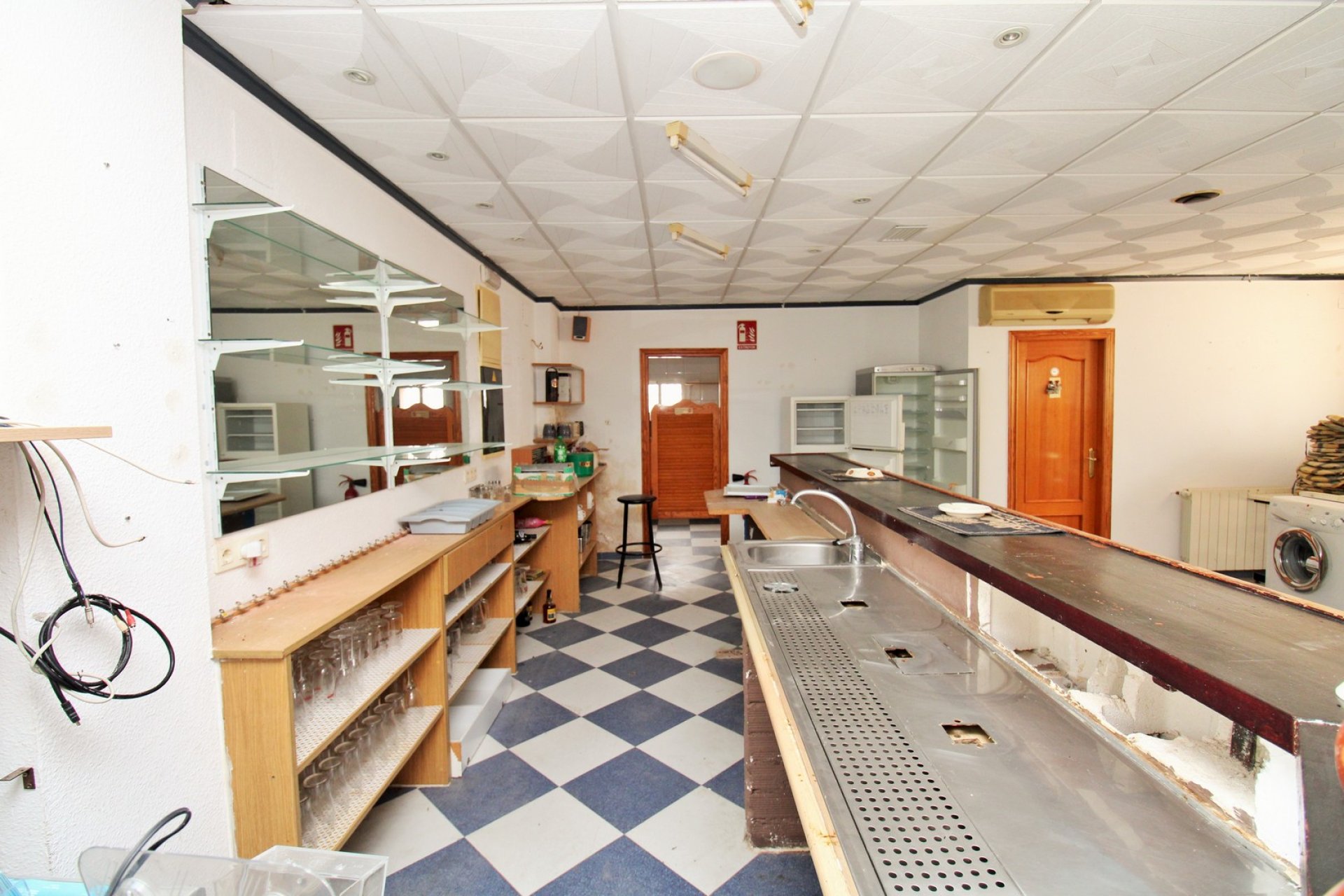 Resale - Commercial -
Villamartín - Villamartin