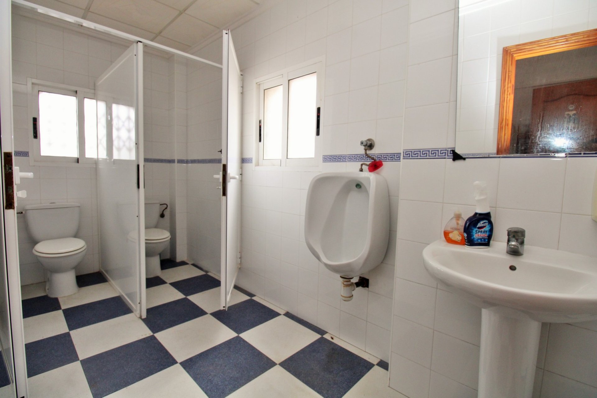 Resale - Commercial -
Villamartín - Villamartin