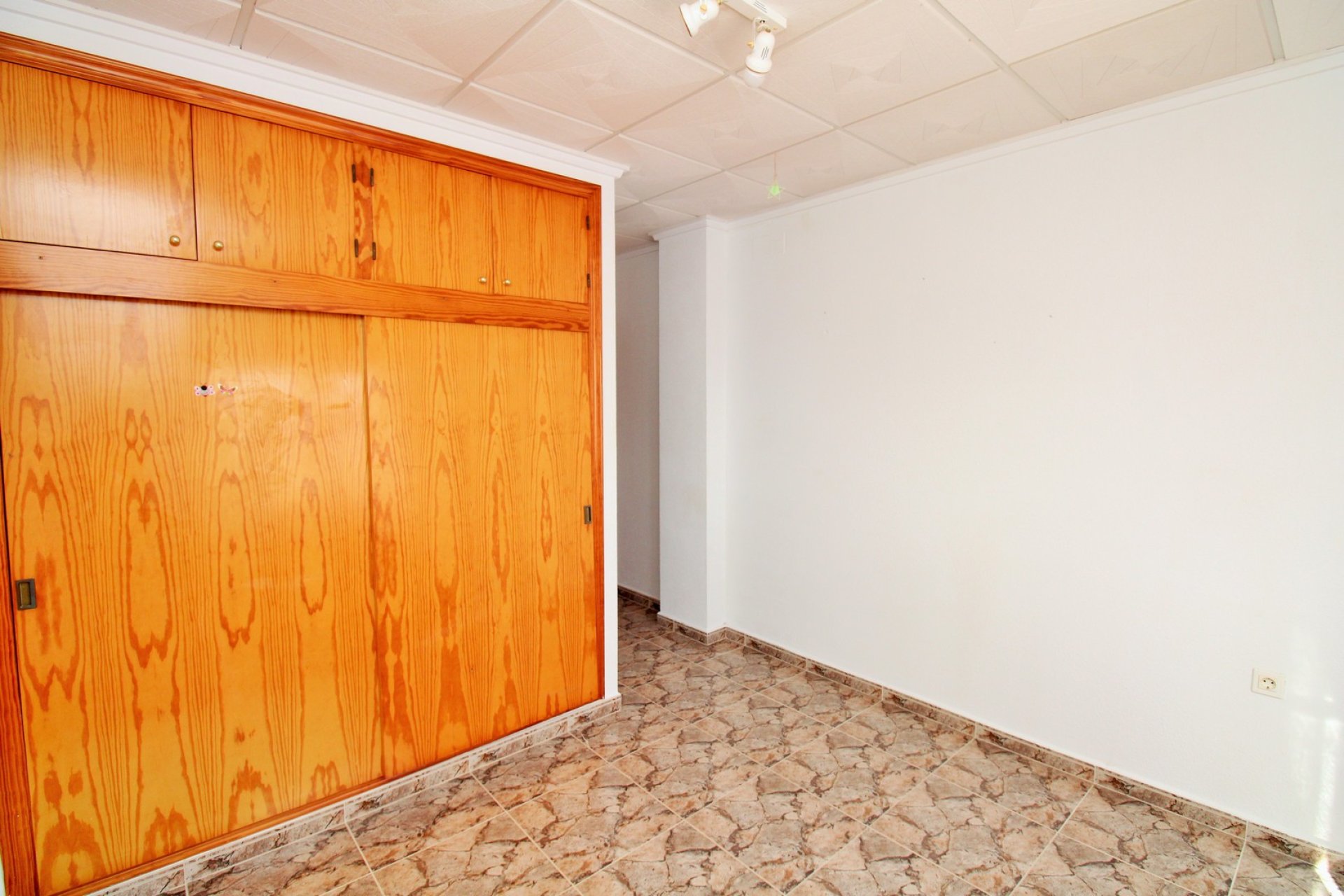 Resale - Commercial -
Villamartín - Villamartin