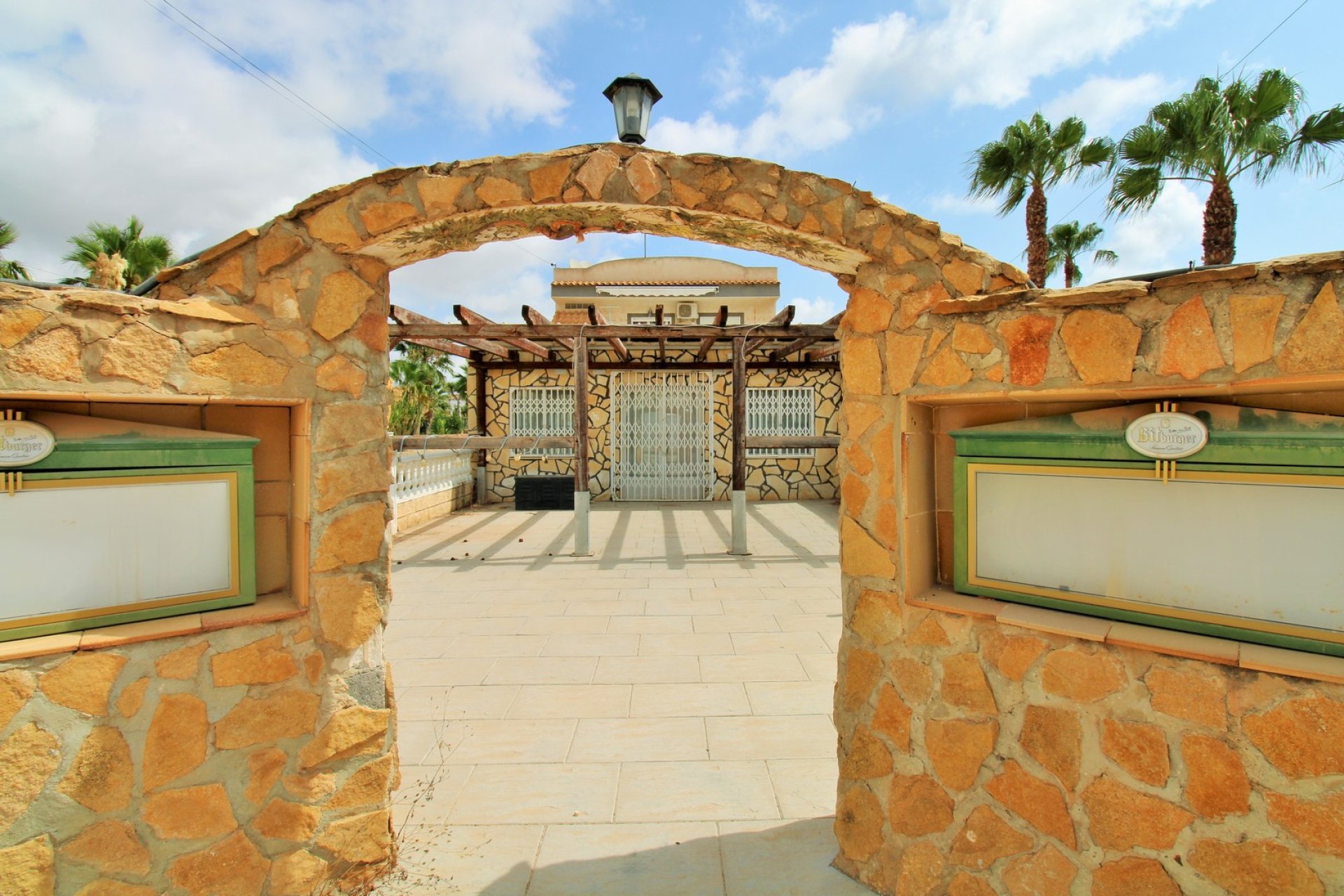 Resale - Commercial -
Villamartín - Villamartin