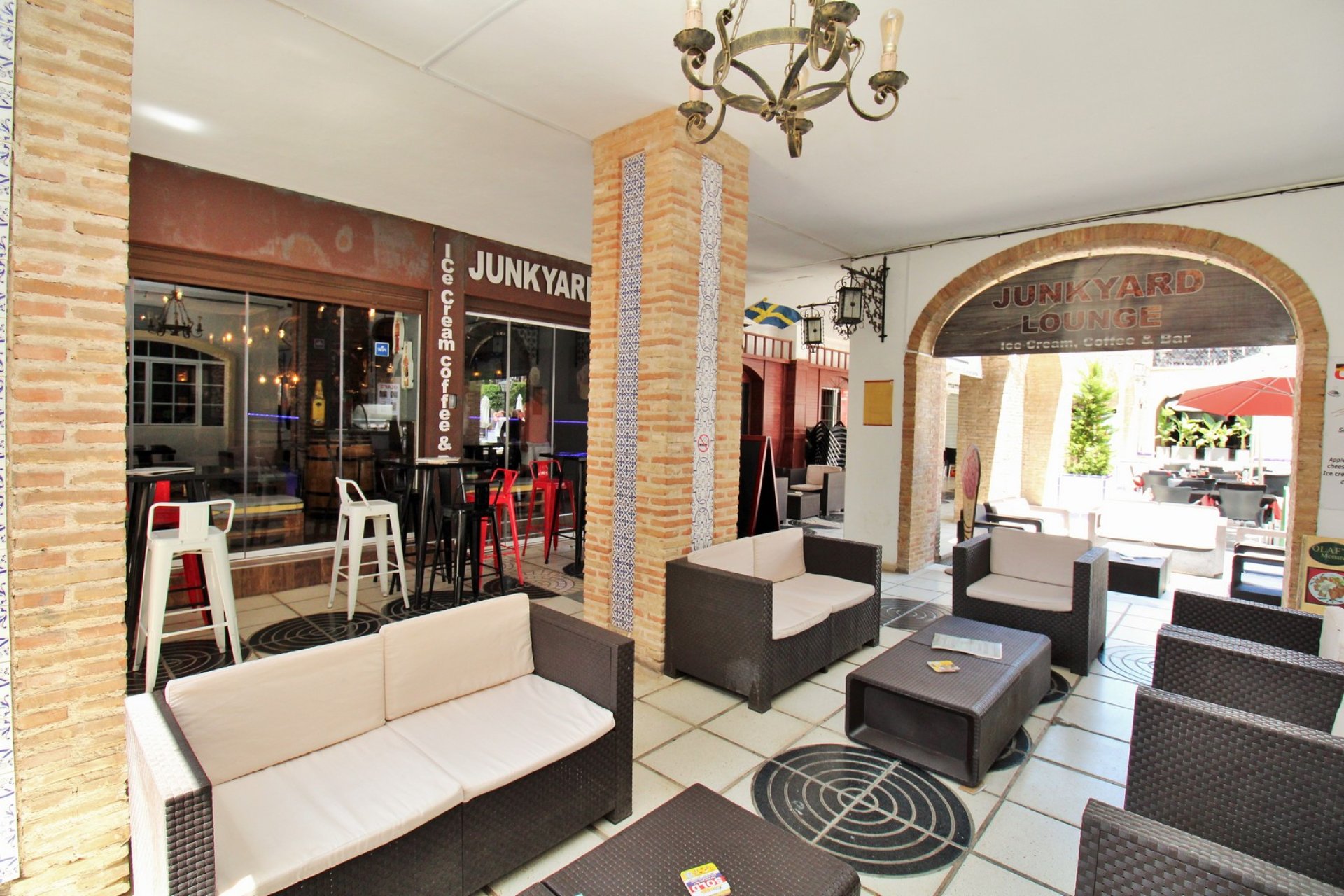 Resale - Commercial -
Villamartín - Villamartin